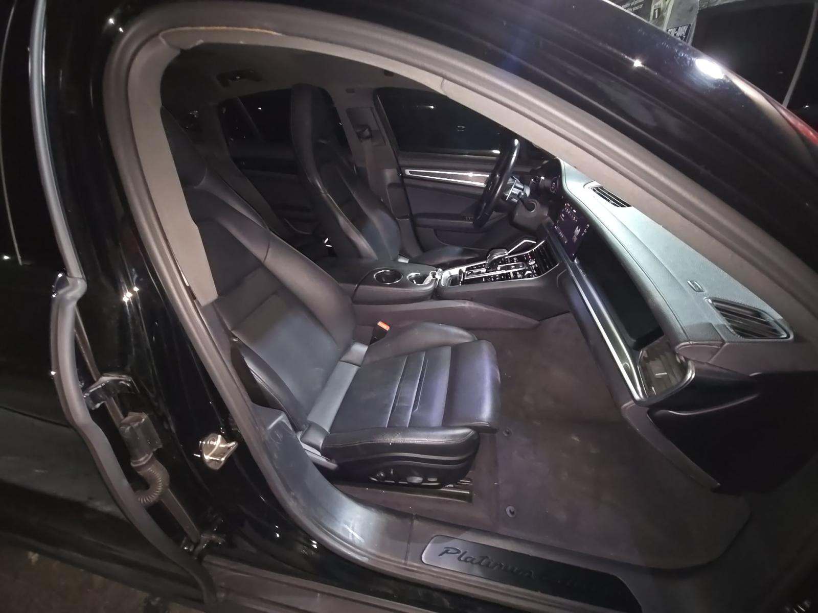 2023 Porsche Panamera Platinum Edition RWD