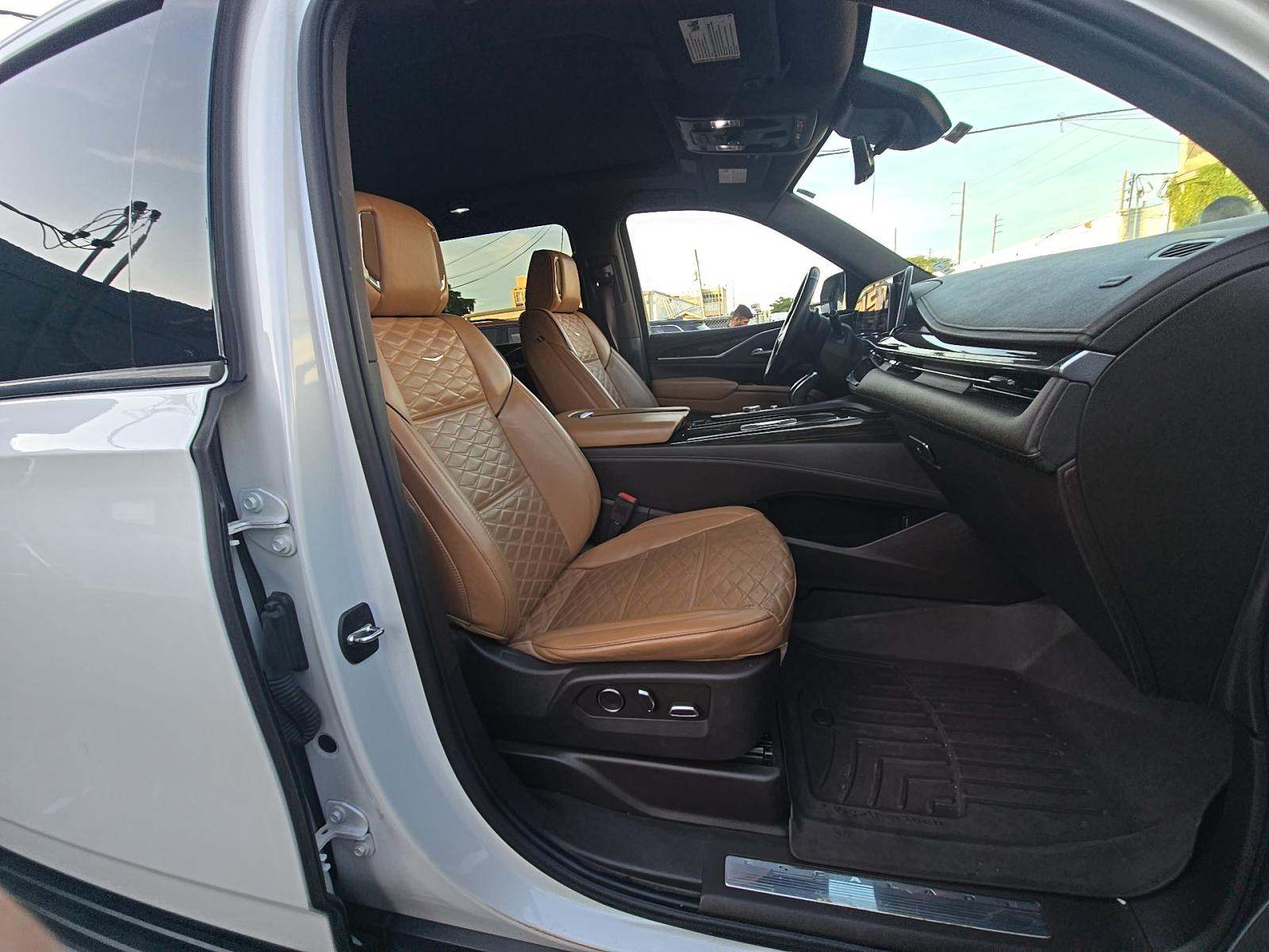 2021 Cadillac Escalade ESV Sport AWD