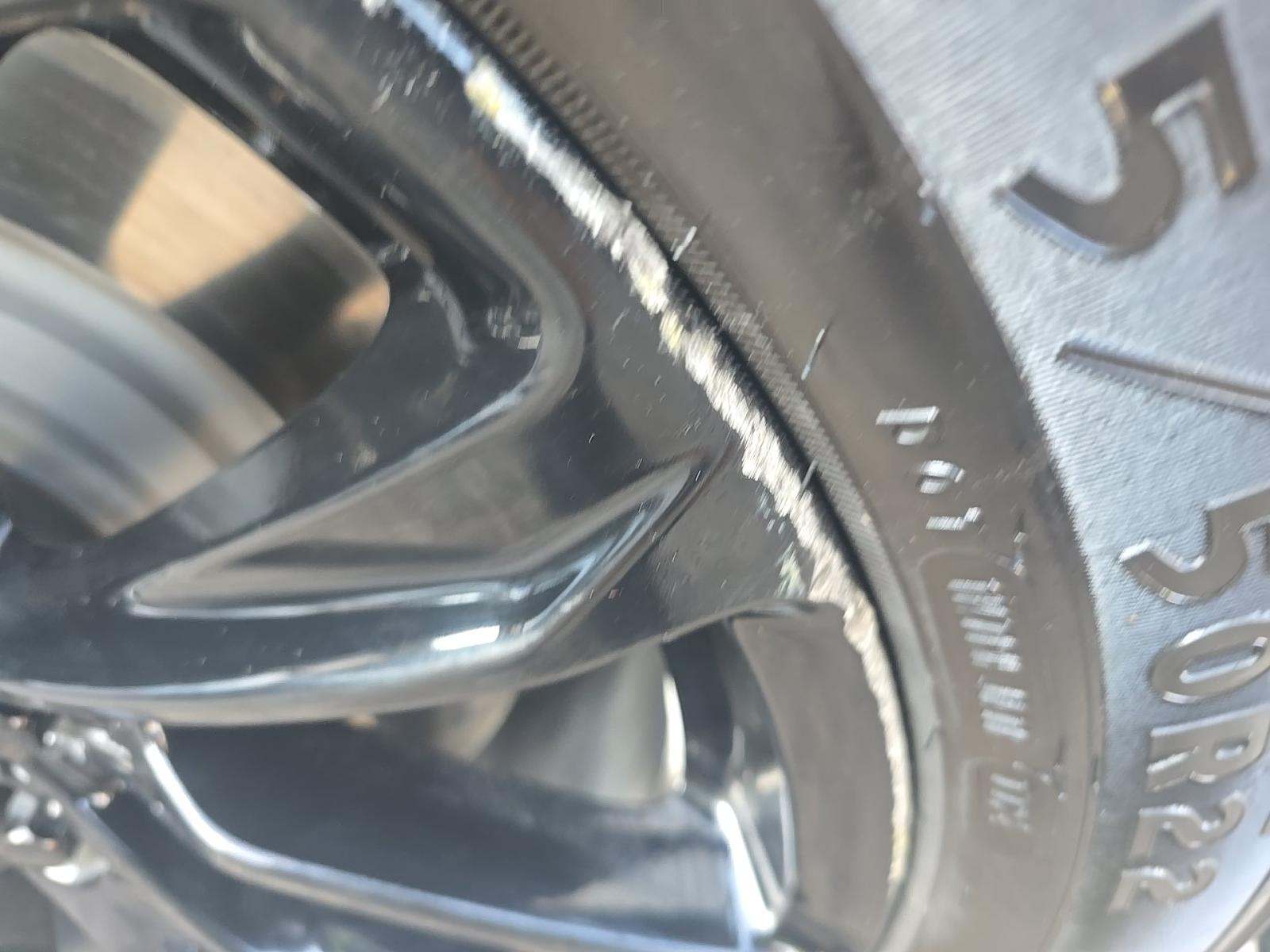 2021 Cadillac Escalade ESV Sport AWD