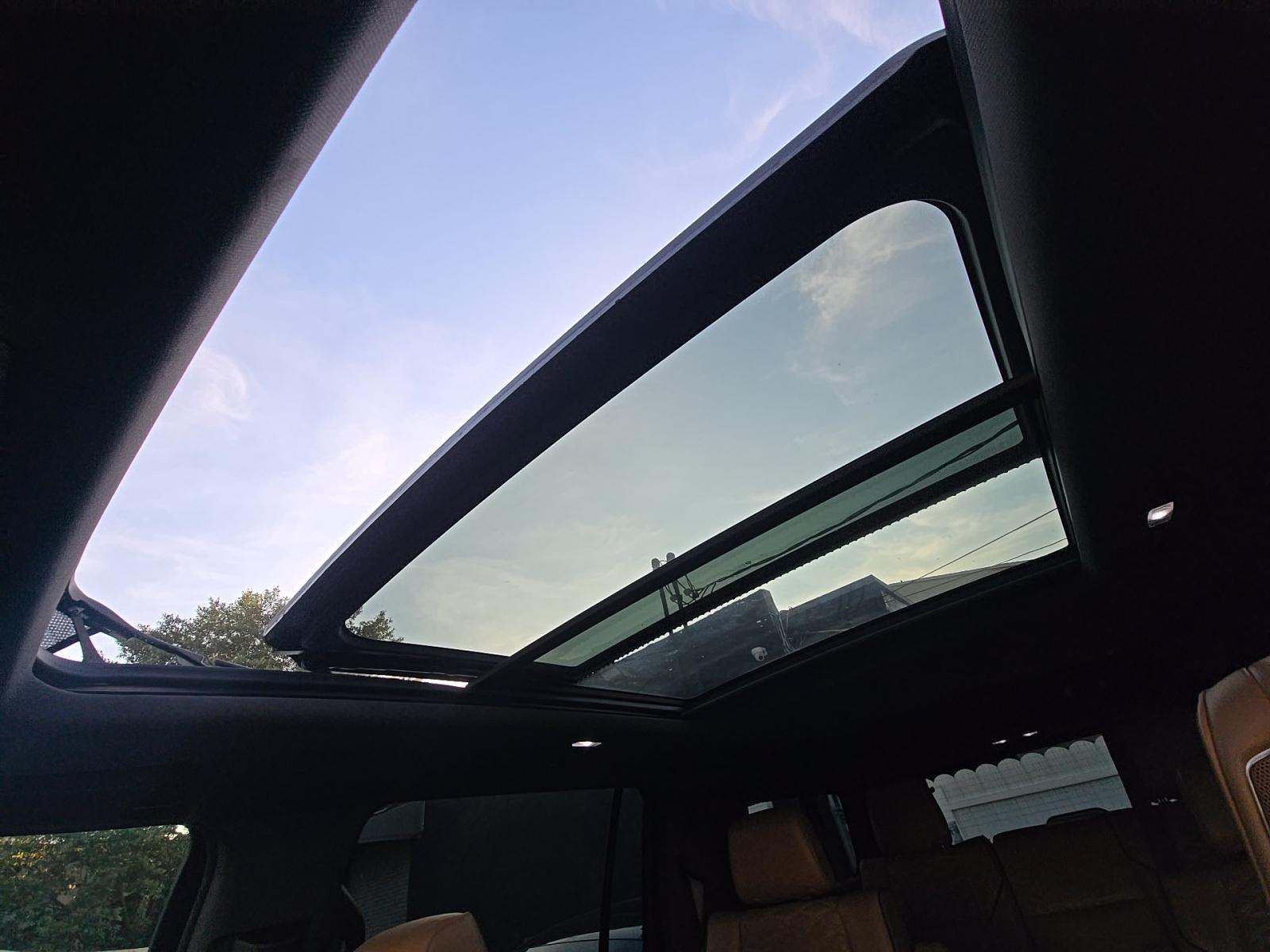 2021 Cadillac Escalade ESV Sport AWD