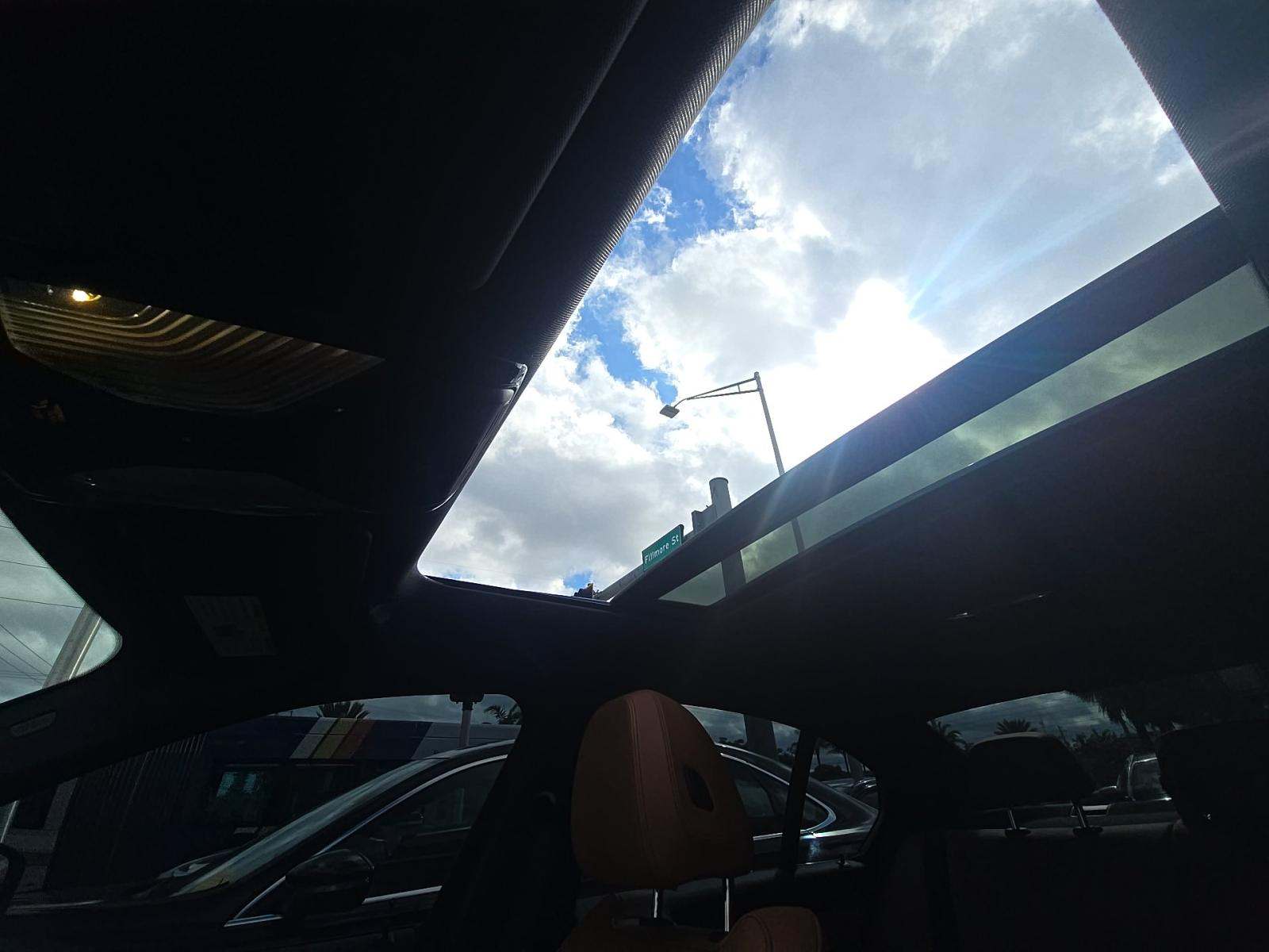 2025 BMW 3 Series 330i RWD