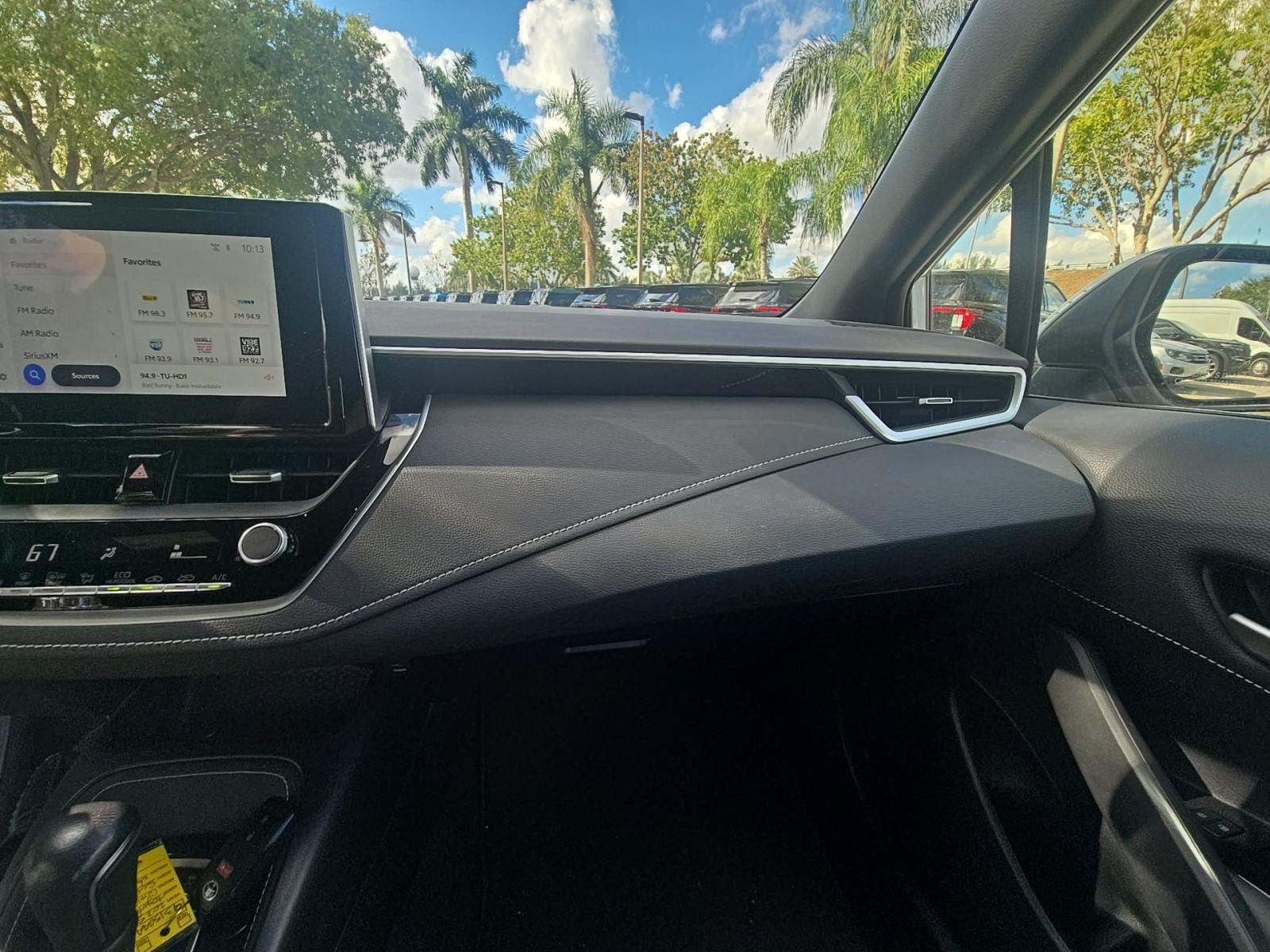 2025 Toyota Corolla SE FWD