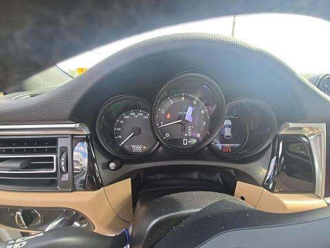 2024 Porsche Macan Base AWD