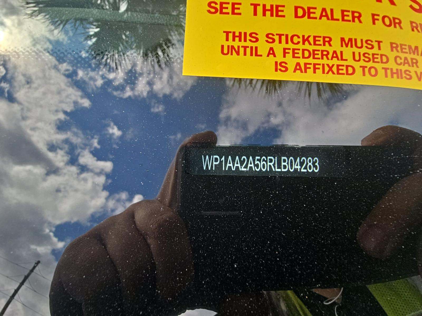 2024 Porsche Macan Base AWD