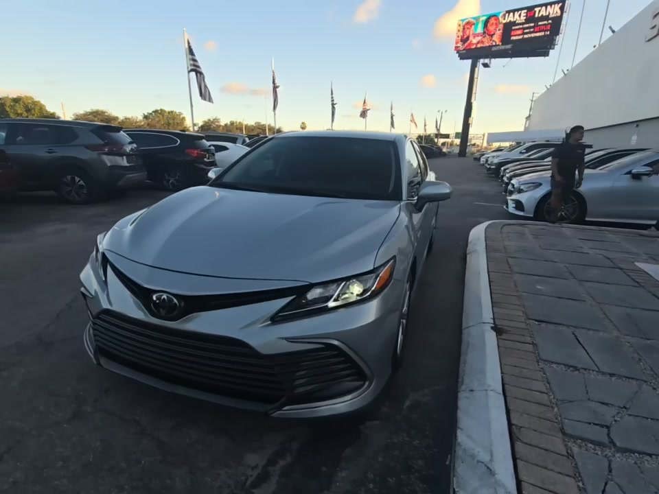 2023 Toyota Camry LE FWD