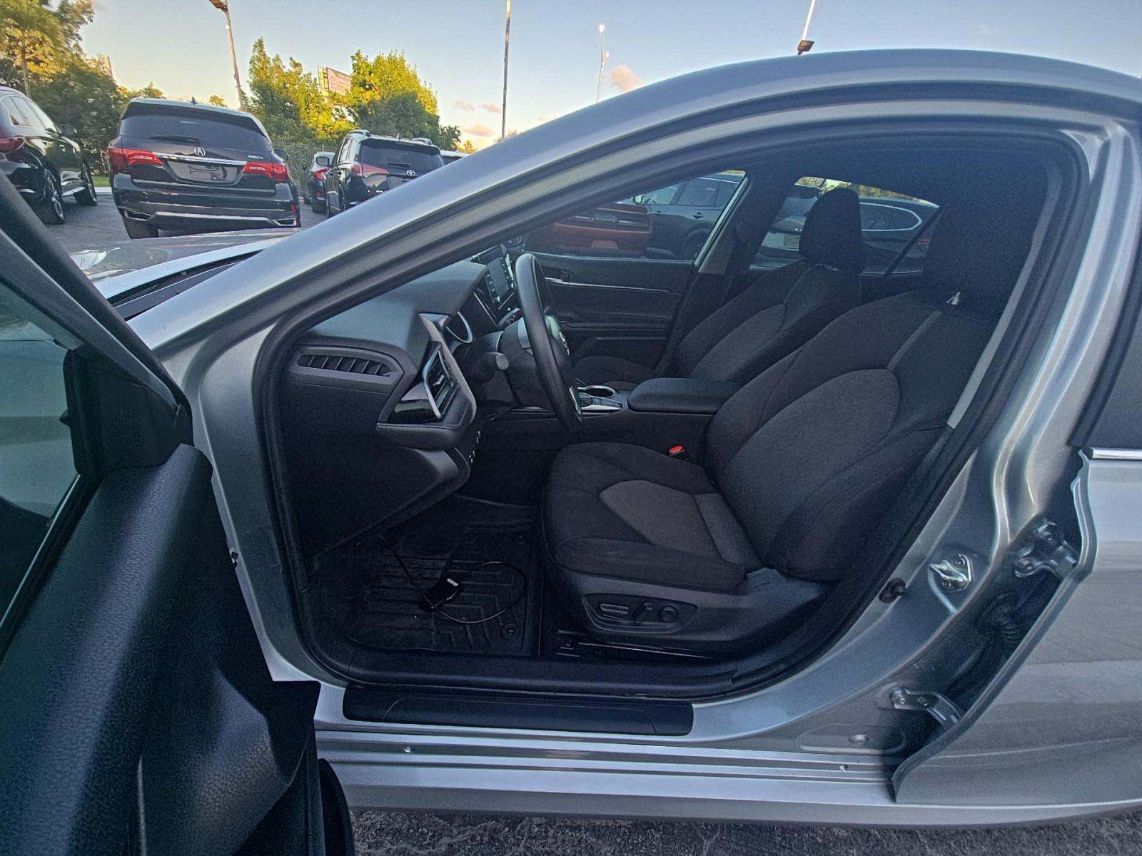 2023 Toyota Camry LE FWD