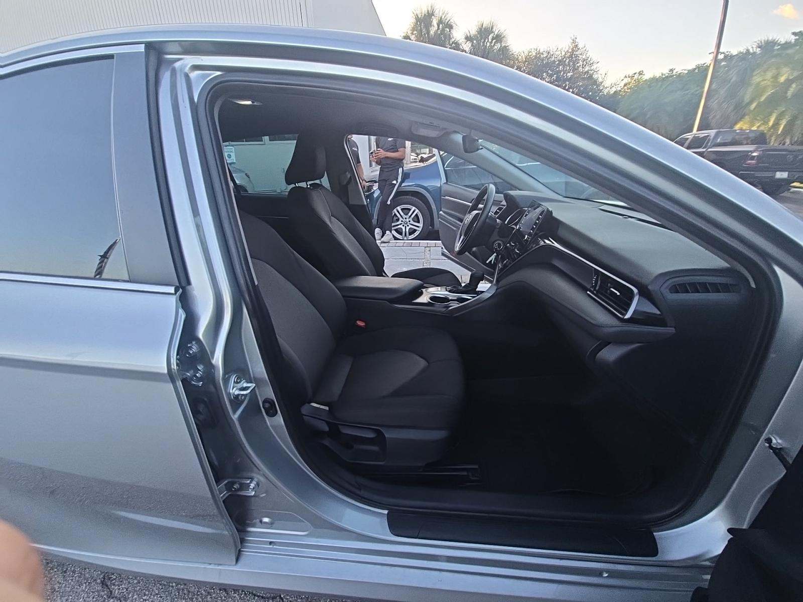 2023 Toyota Camry LE FWD