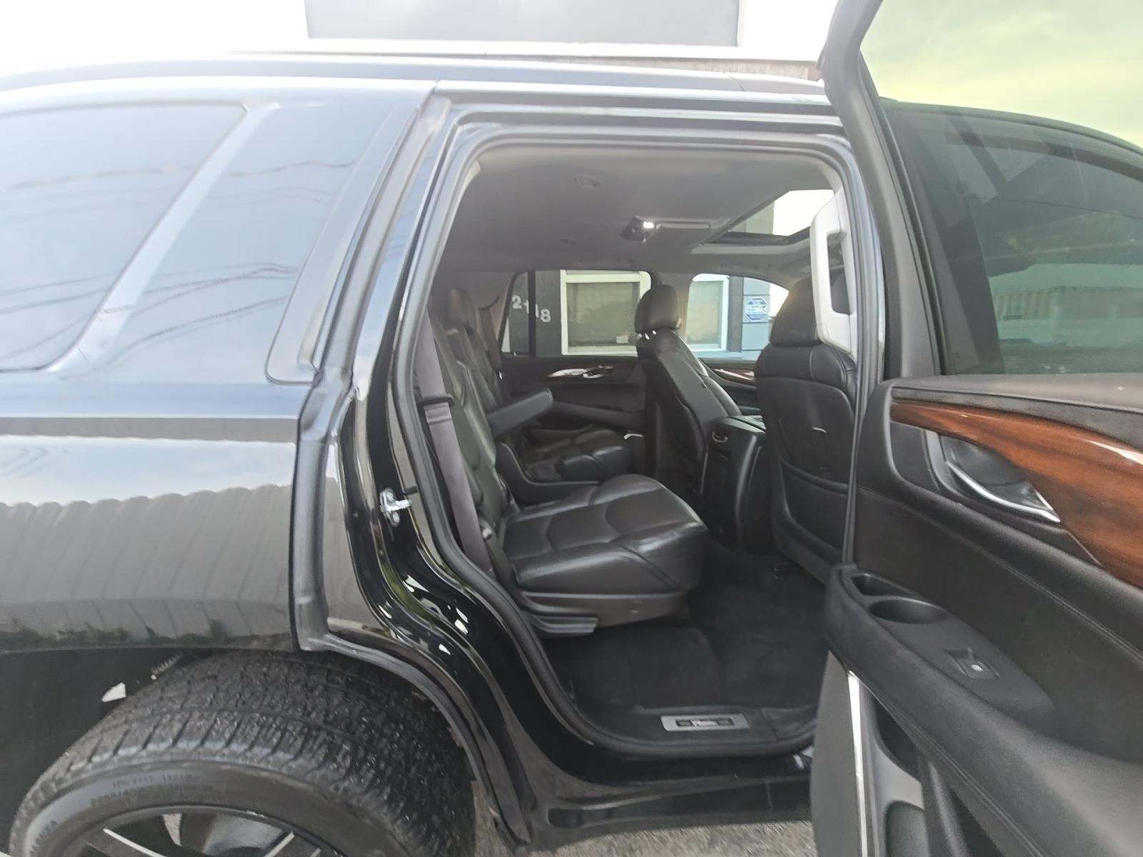 2017 Cadillac Escalade Premium Luxury RWD