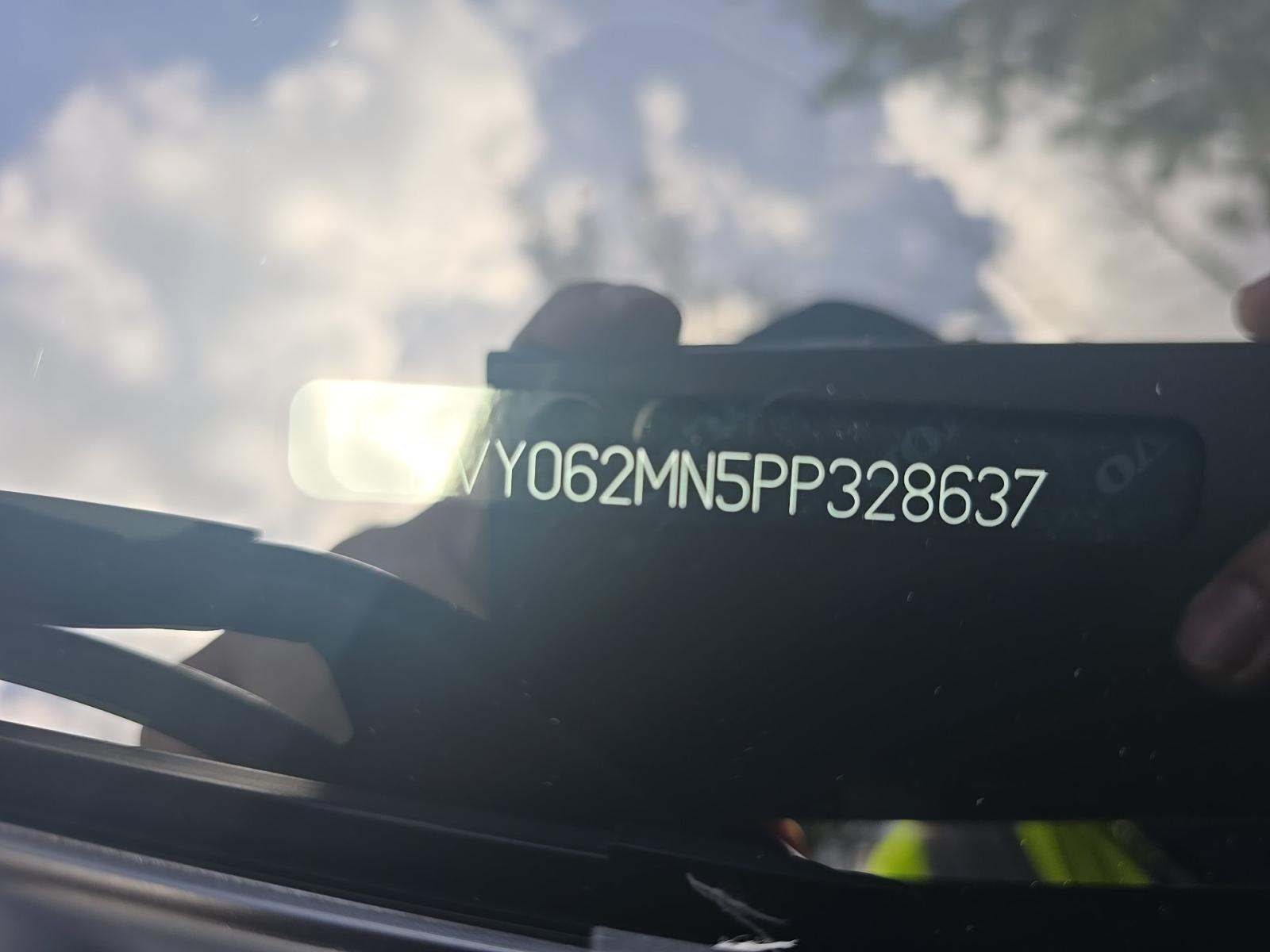 2023 Volvo S90 B6 Plus AWD