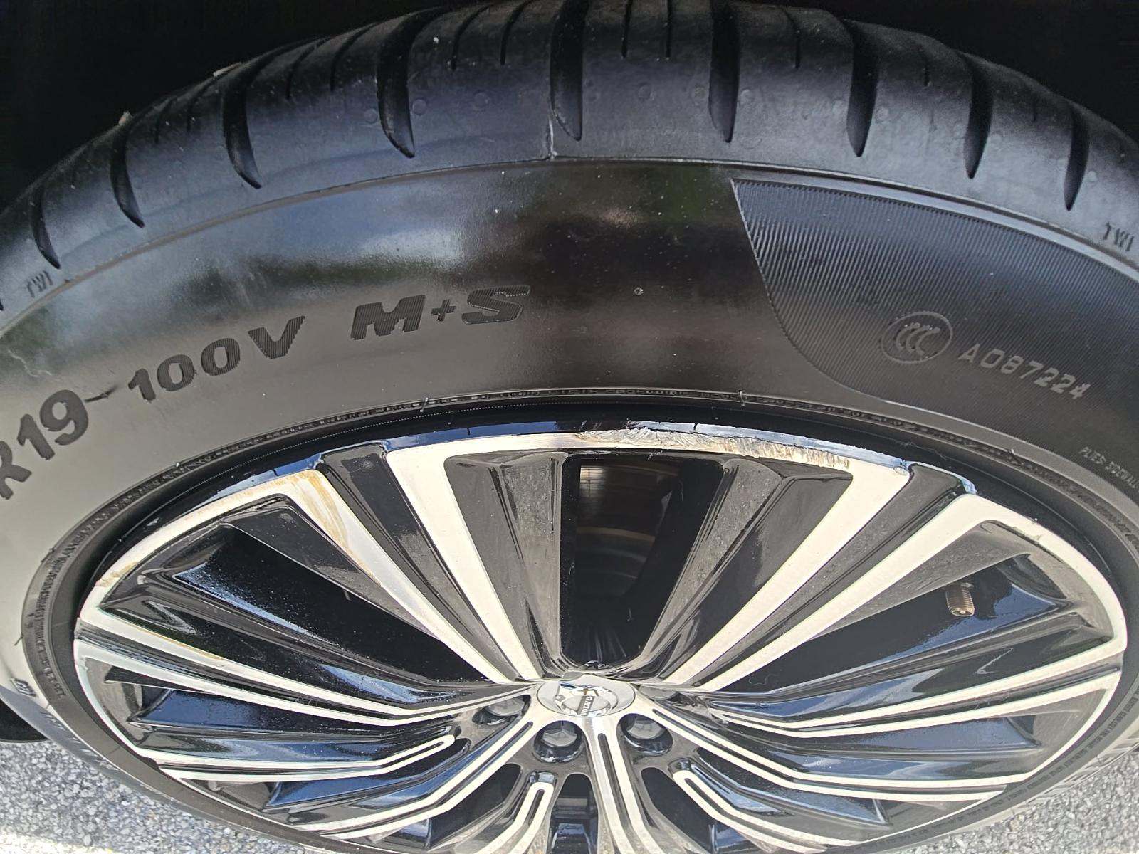 2023 Volvo S90 B6 Plus AWD