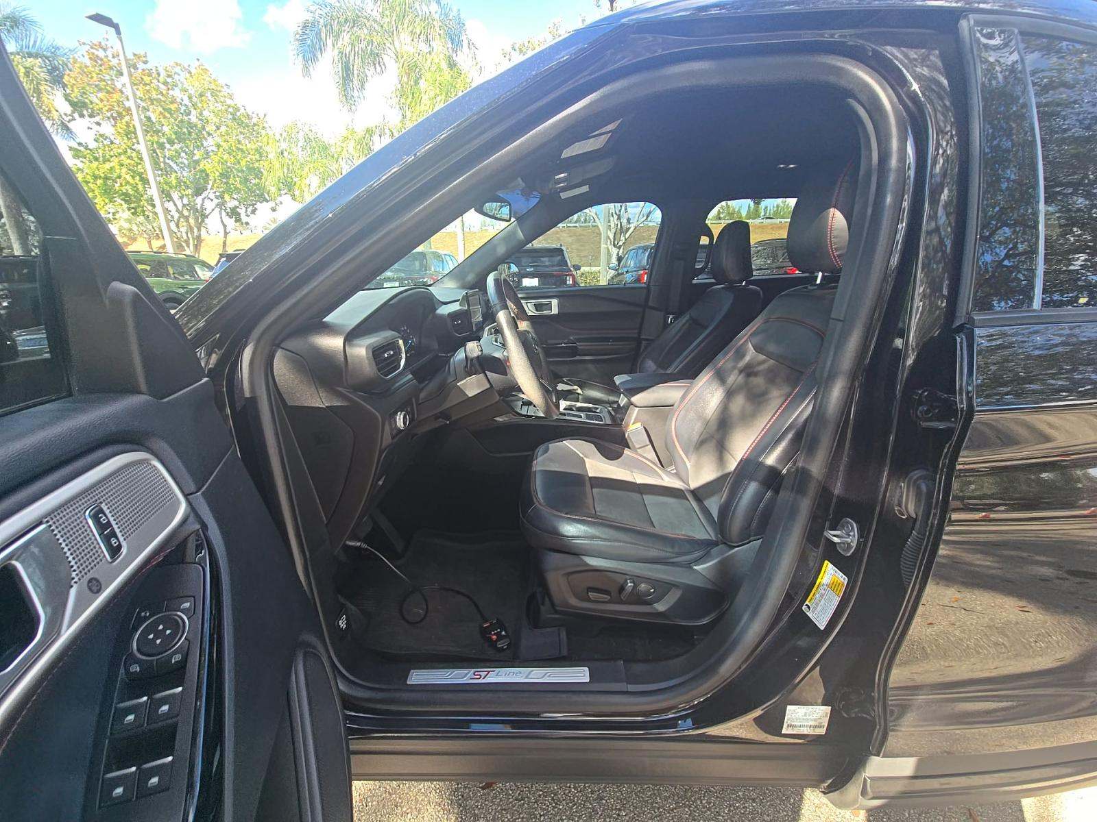 2022 Ford Explorer ST-Line RWD