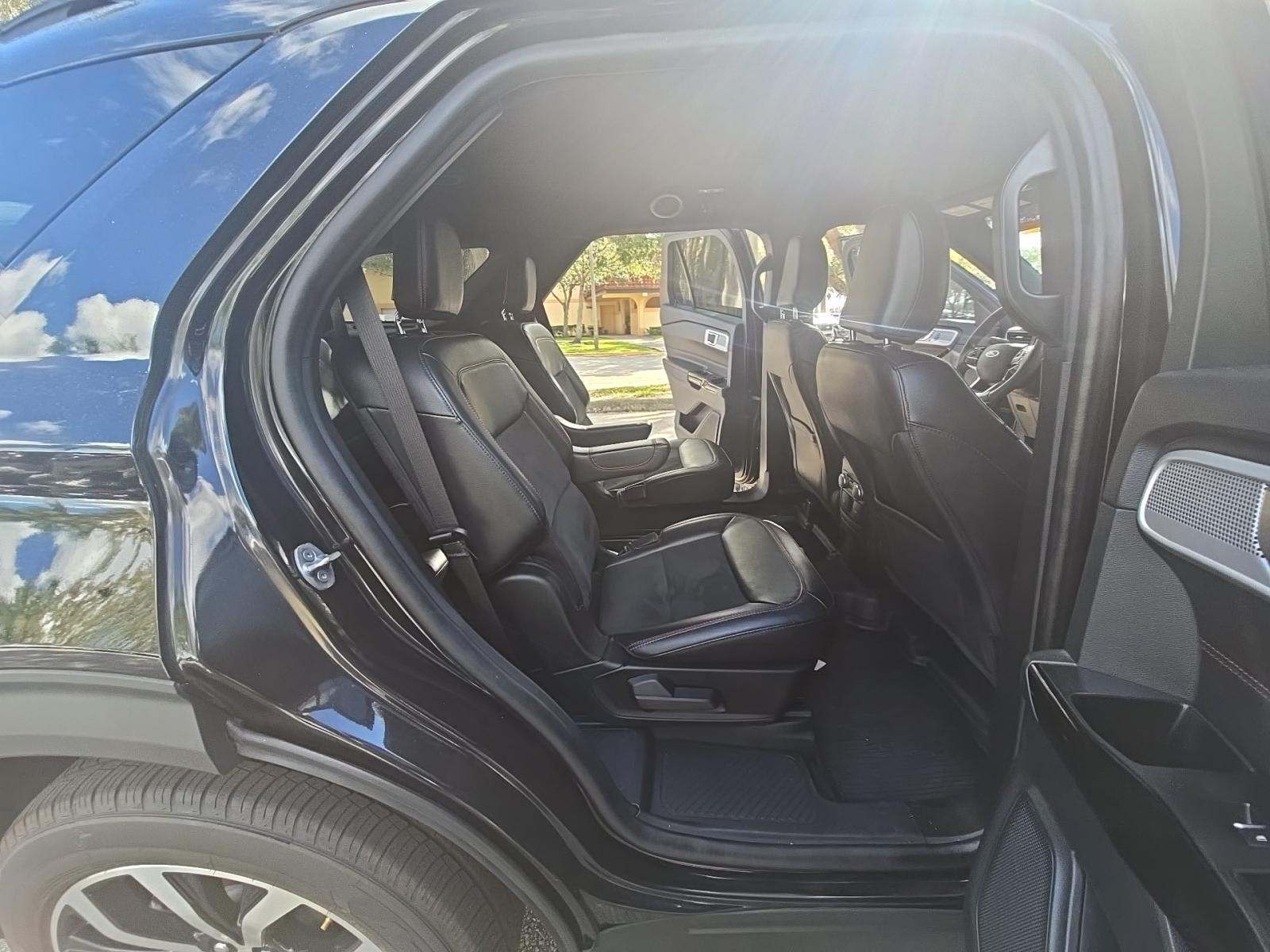 2022 Ford Explorer ST-Line RWD