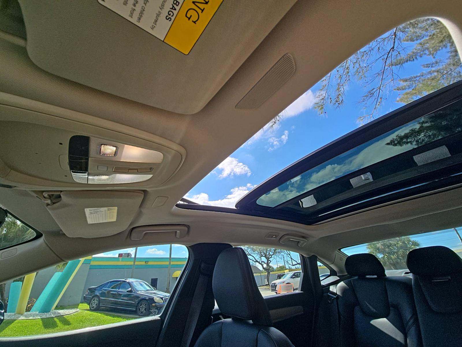 2023 Volvo S90 B6 Plus AWD