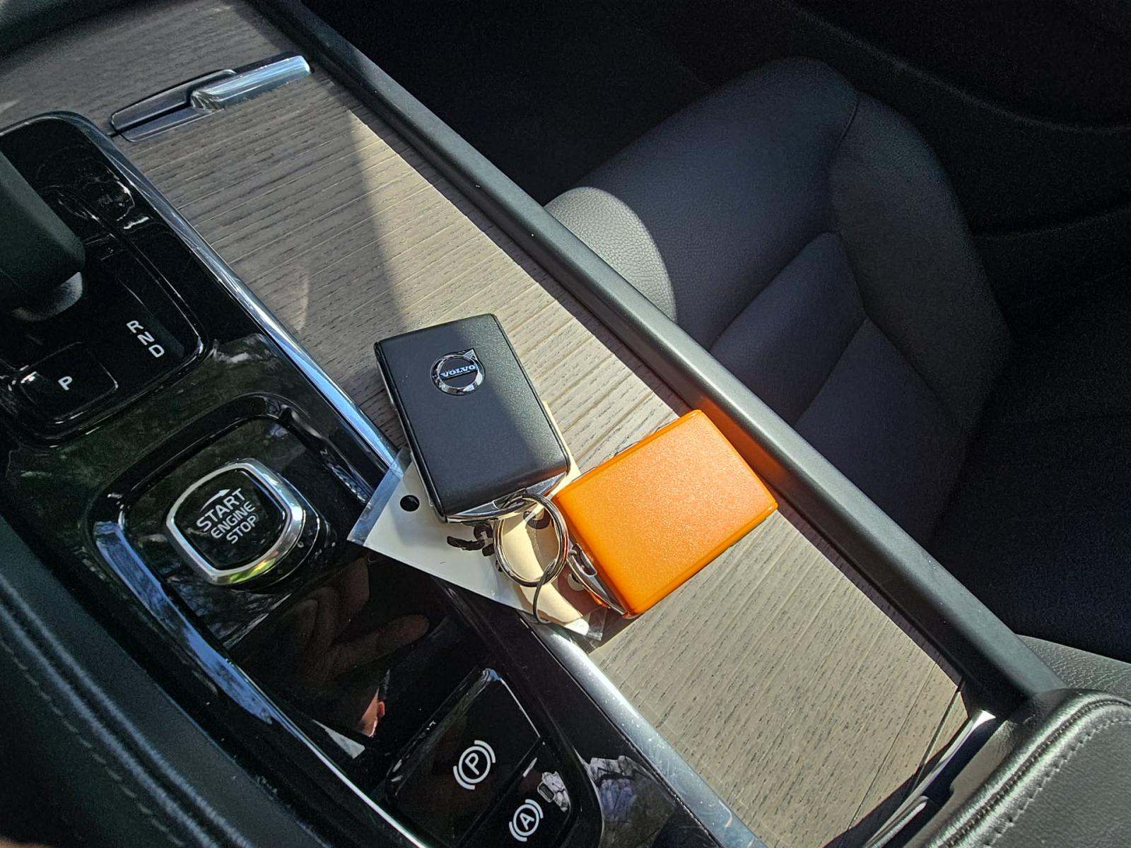 2023 Volvo S90 B6 Plus AWD