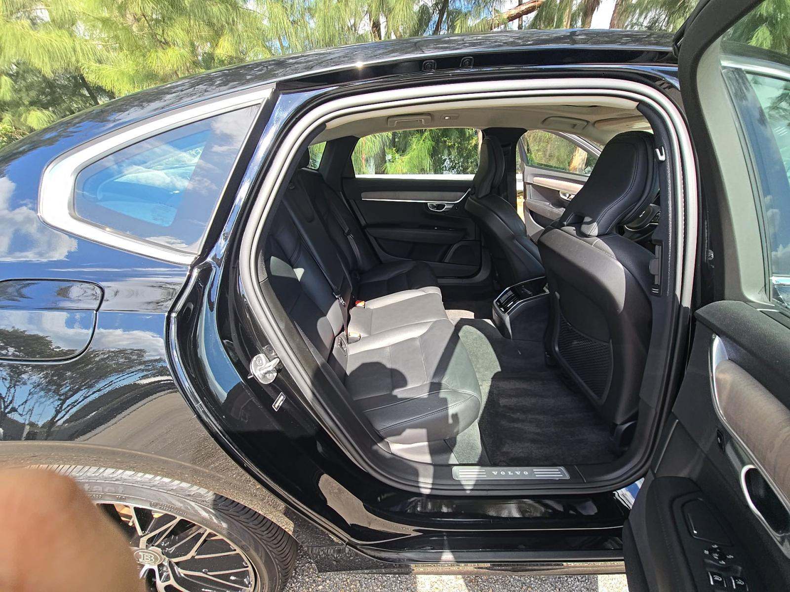 2023 Volvo S90 B6 Plus AWD