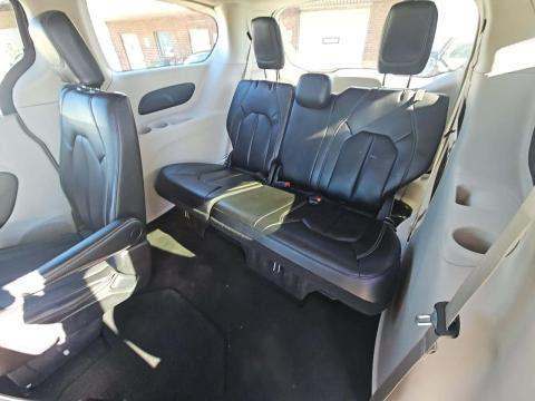 2023 Chrysler Pacifica Touring L FWD