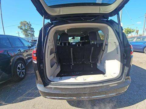 2023 Chrysler Pacifica Touring L FWD