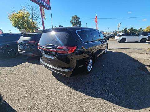 2023 Chrysler Pacifica Touring L FWD