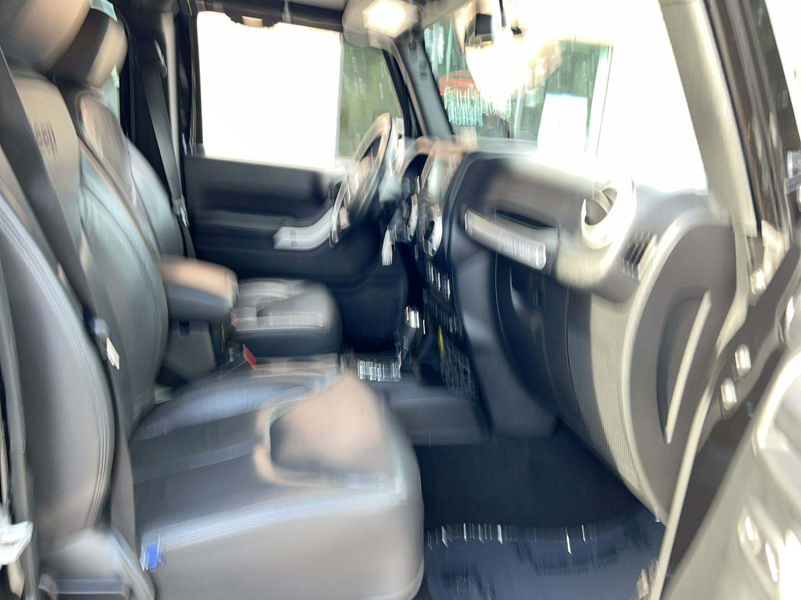 2017 Jeep Wrangler Sahara AWD