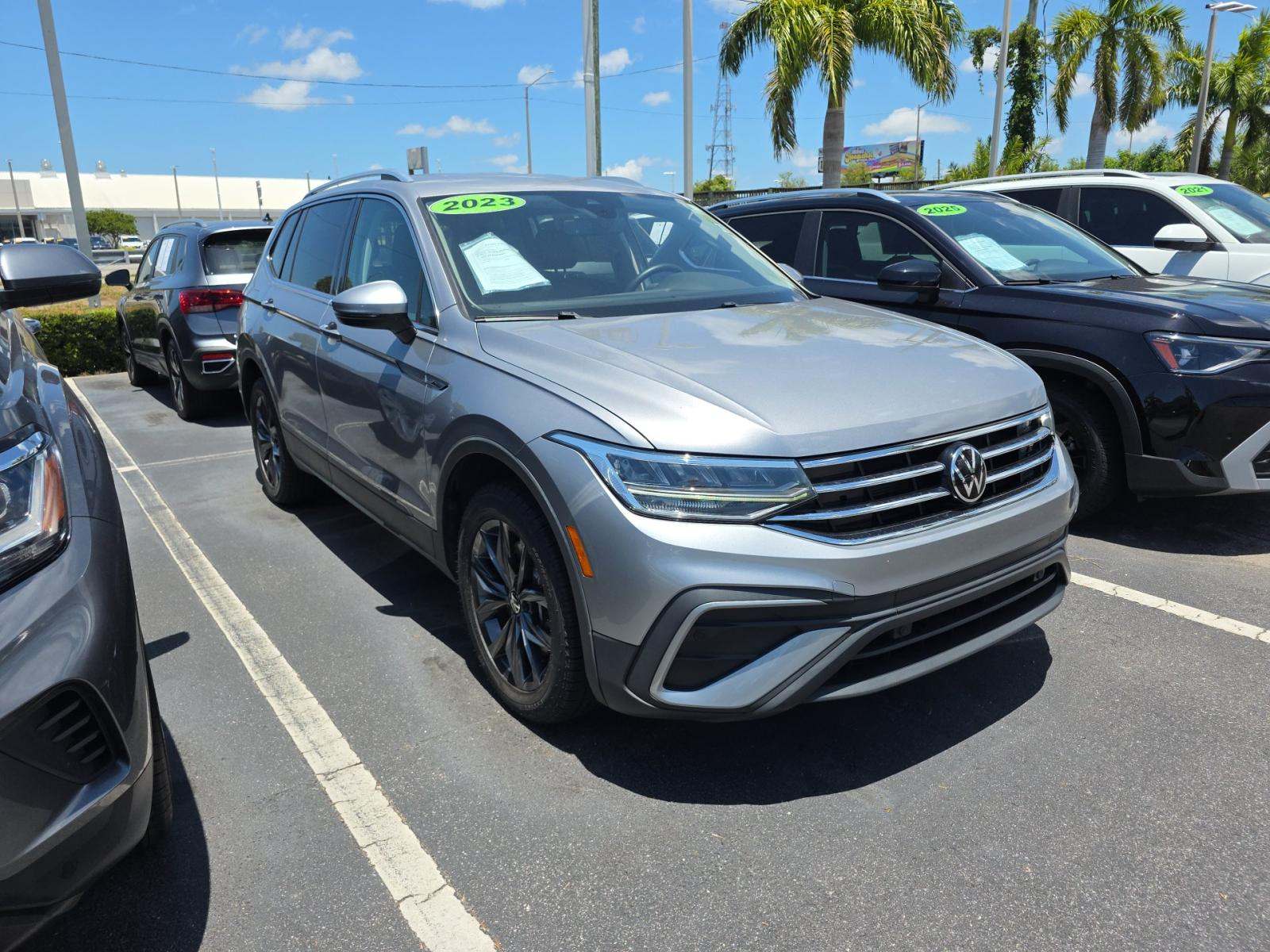 2023 Volkswagen Tiguan 2.0T SE FWD