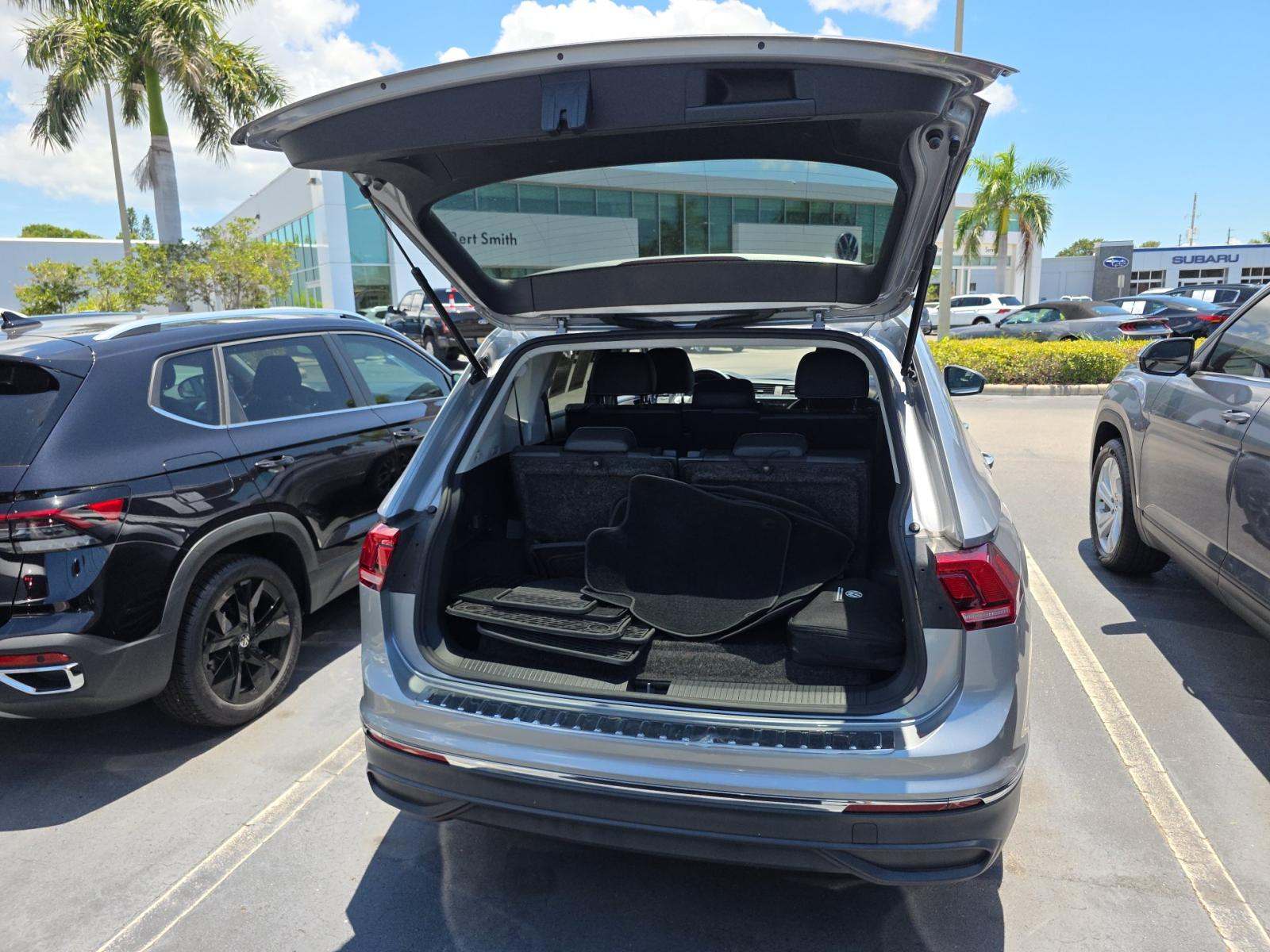 2023 Volkswagen Tiguan 2.0T SE FWD