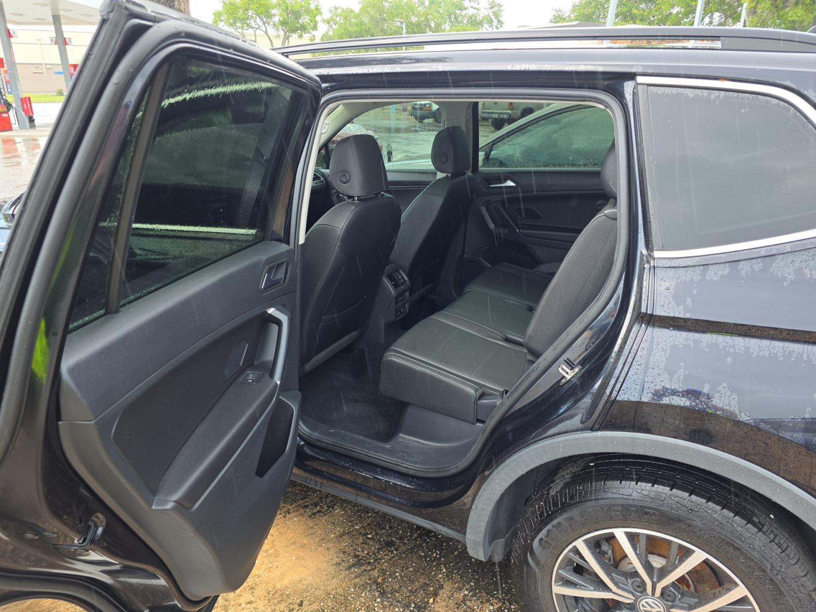 2020 Volkswagen Tiguan 2.0T SE FWD