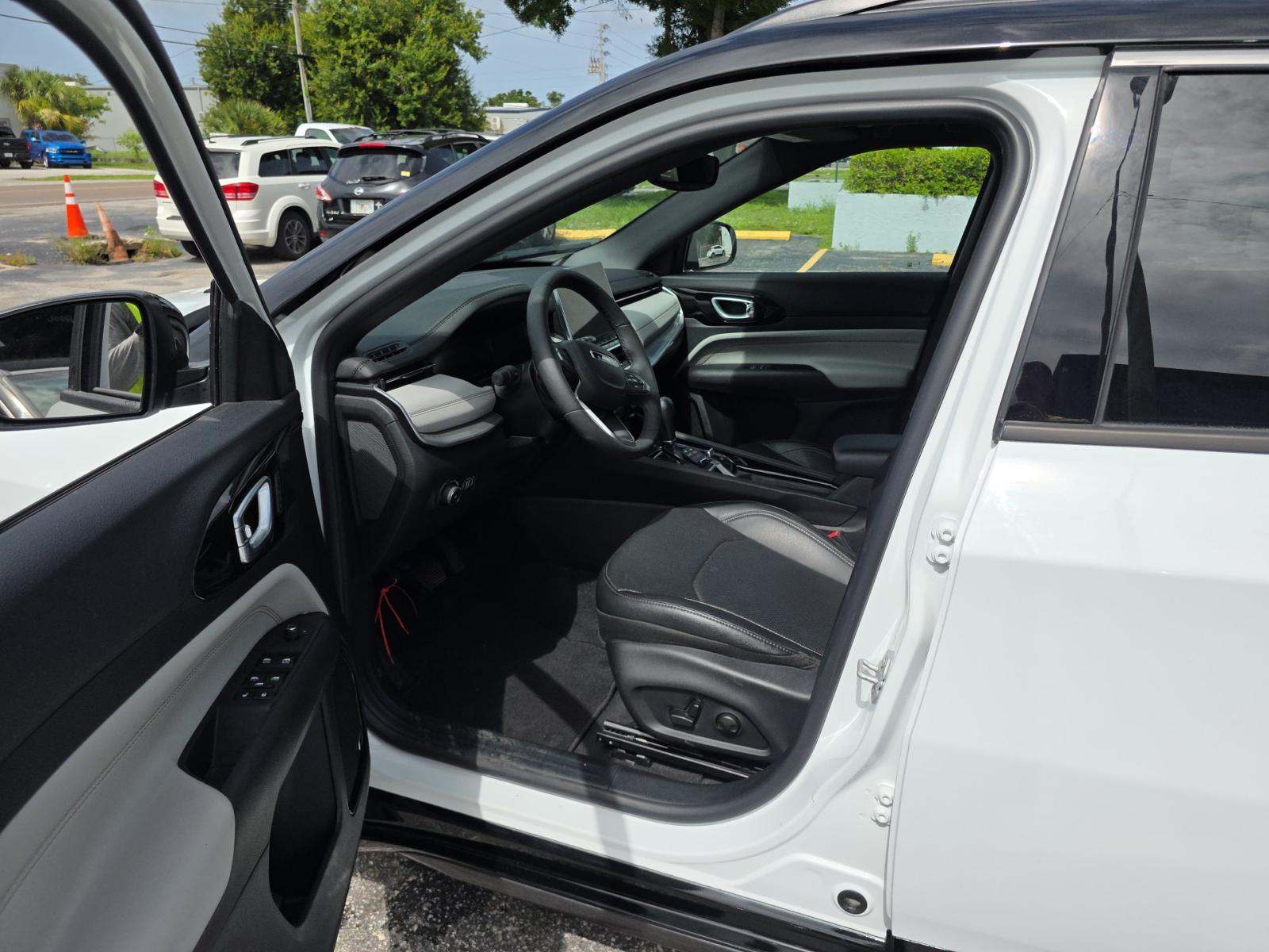 2025 Jeep Compass Limited AWD