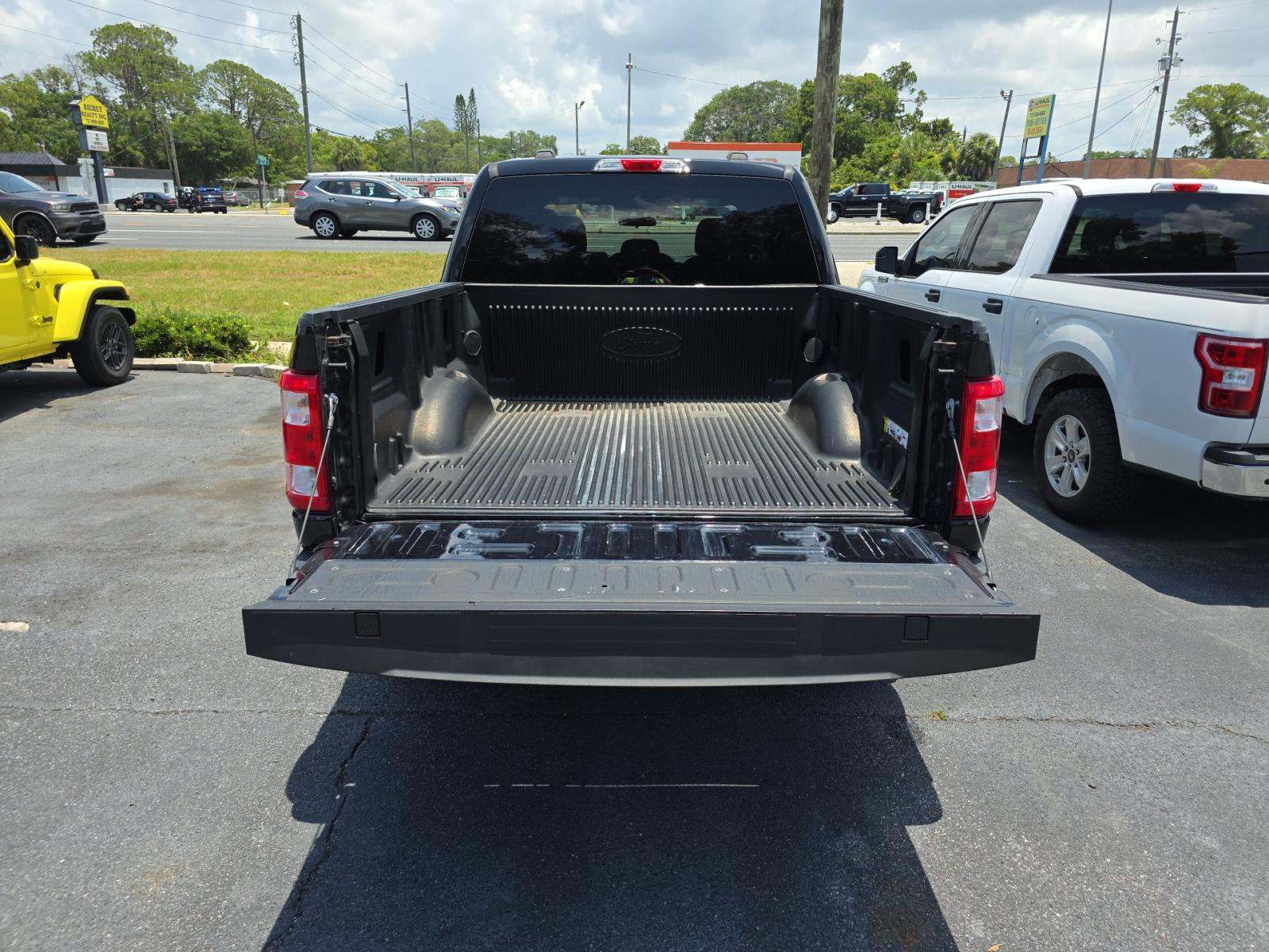 2023 Ford F-150 XL RWD