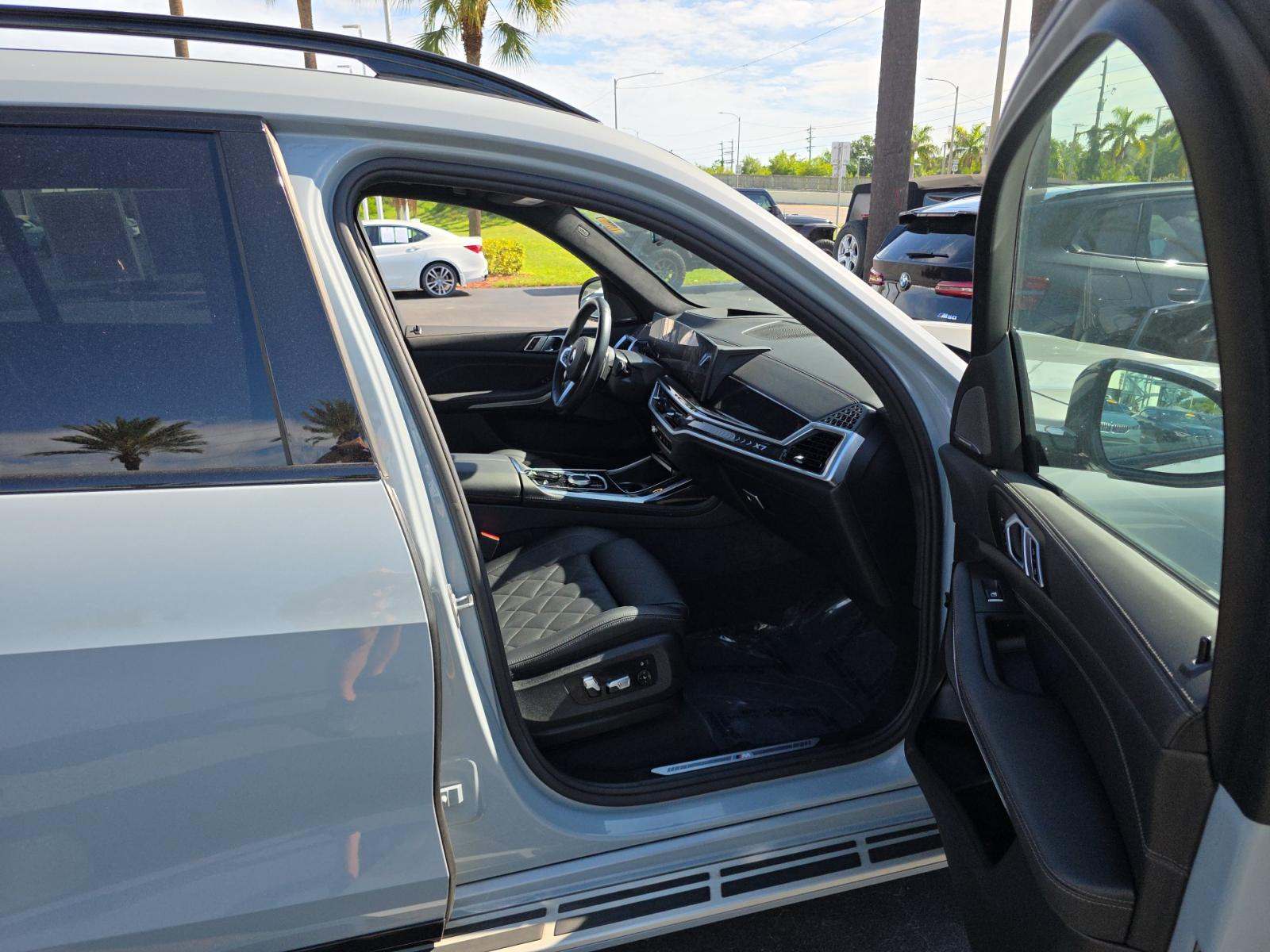 2026 BMW X7 xDrive40i AWD