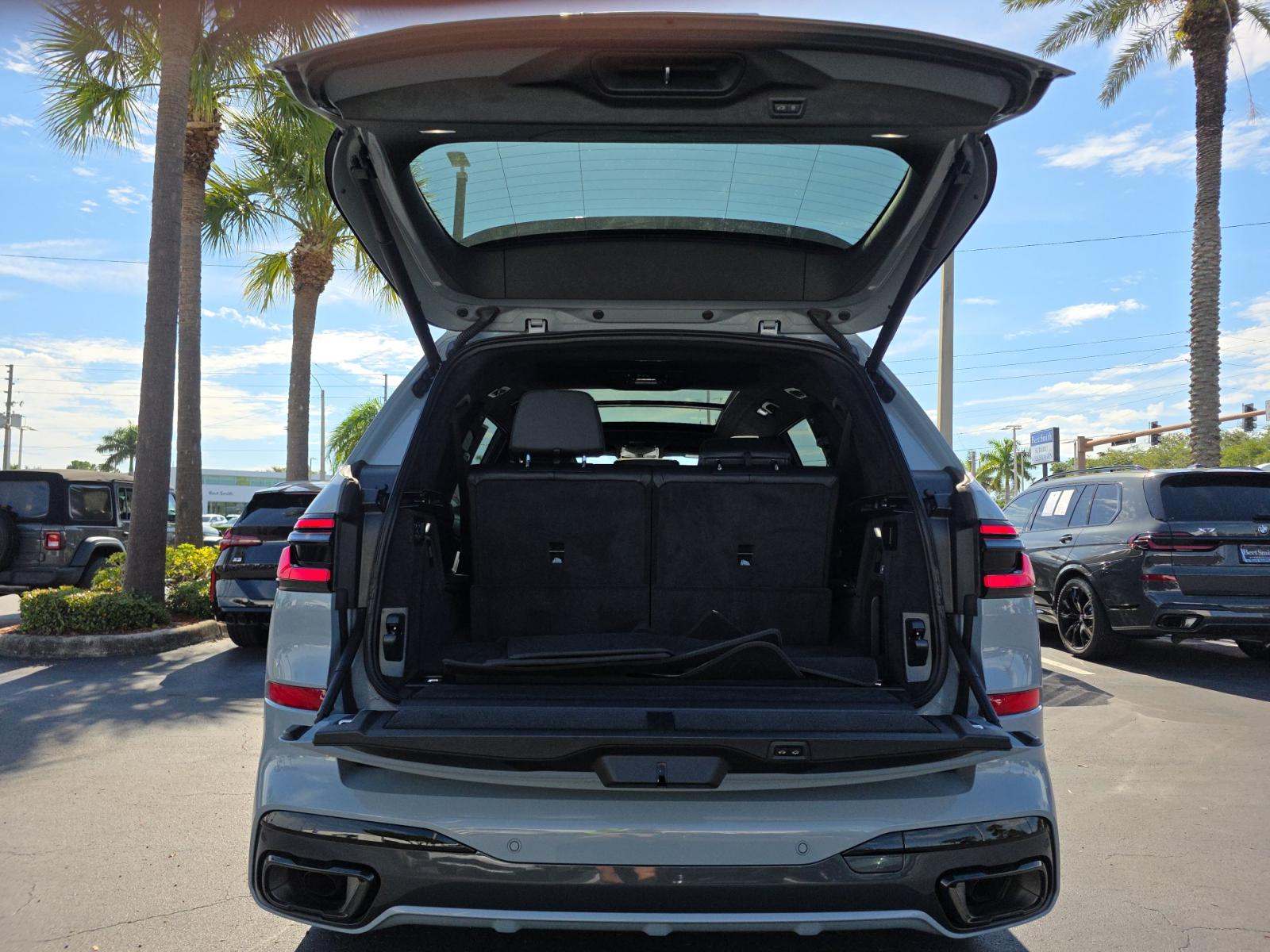 2026 BMW X7 xDrive40i AWD