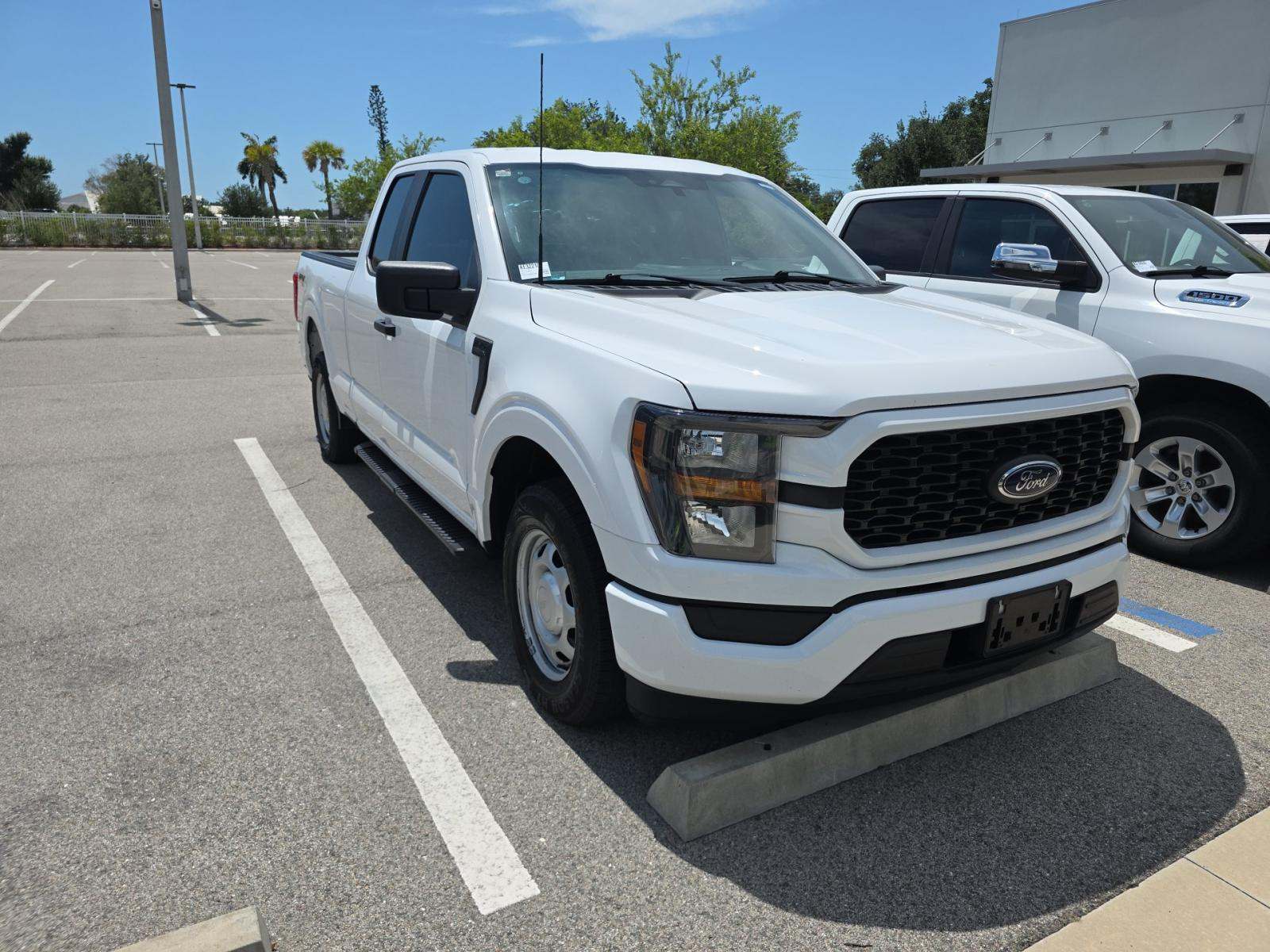 2023 Ford F-150 XL RWD