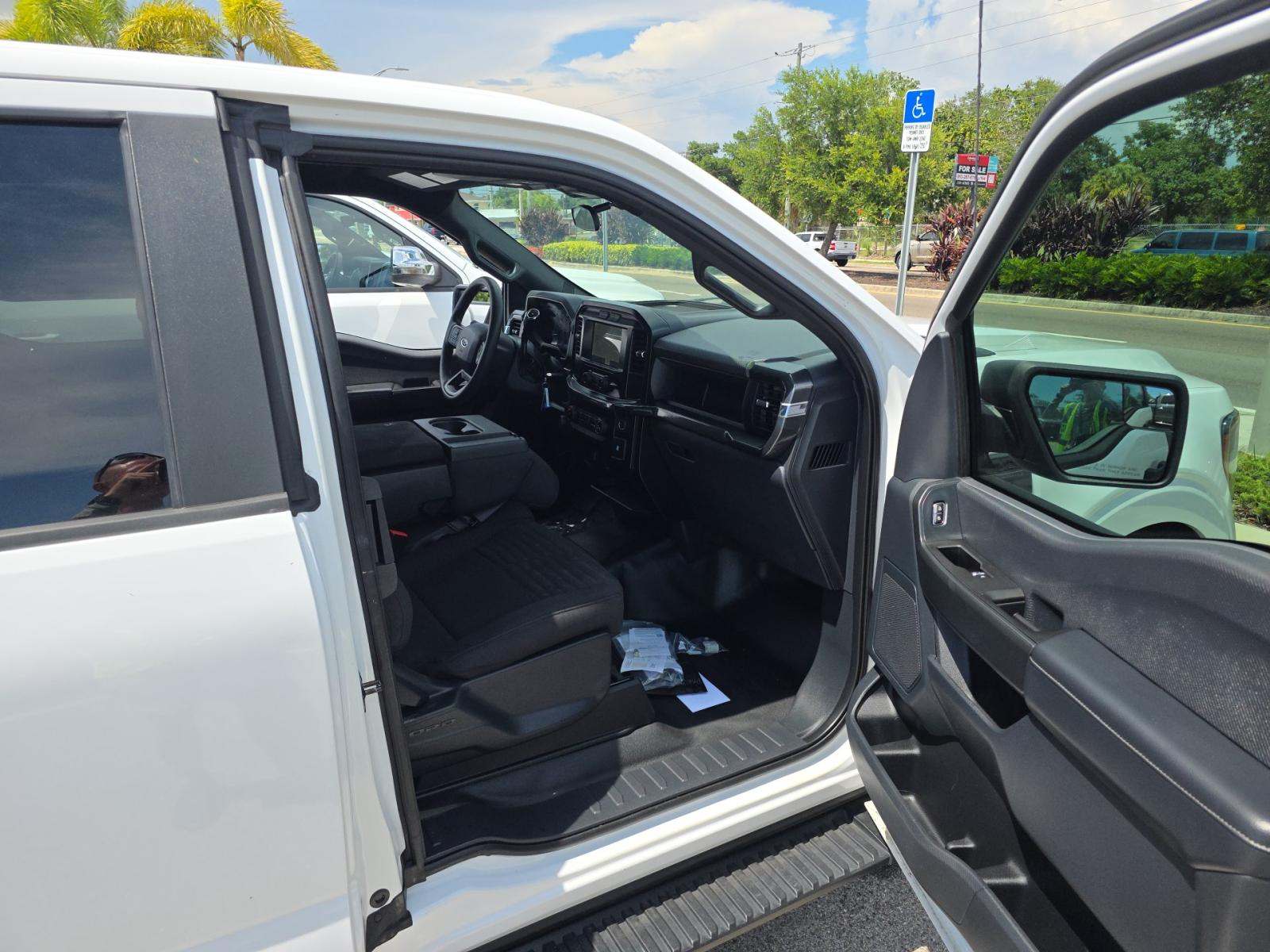 2023 Ford F-150 XL RWD