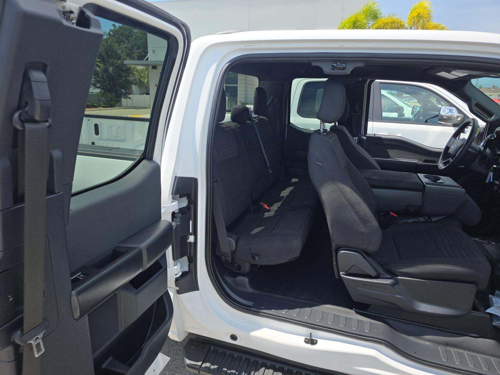 2023 Ford F-150 XL RWD