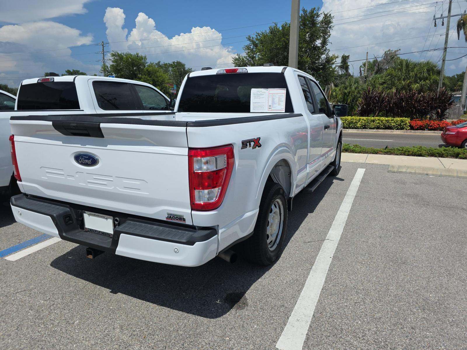 2023 Ford F-150 XL RWD
