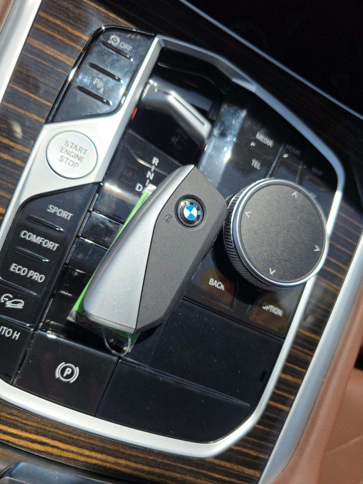 2026 BMW X6 xDrive40i AWD