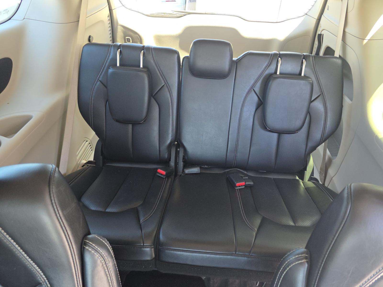2023 Chrysler Pacifica Touring L FWD