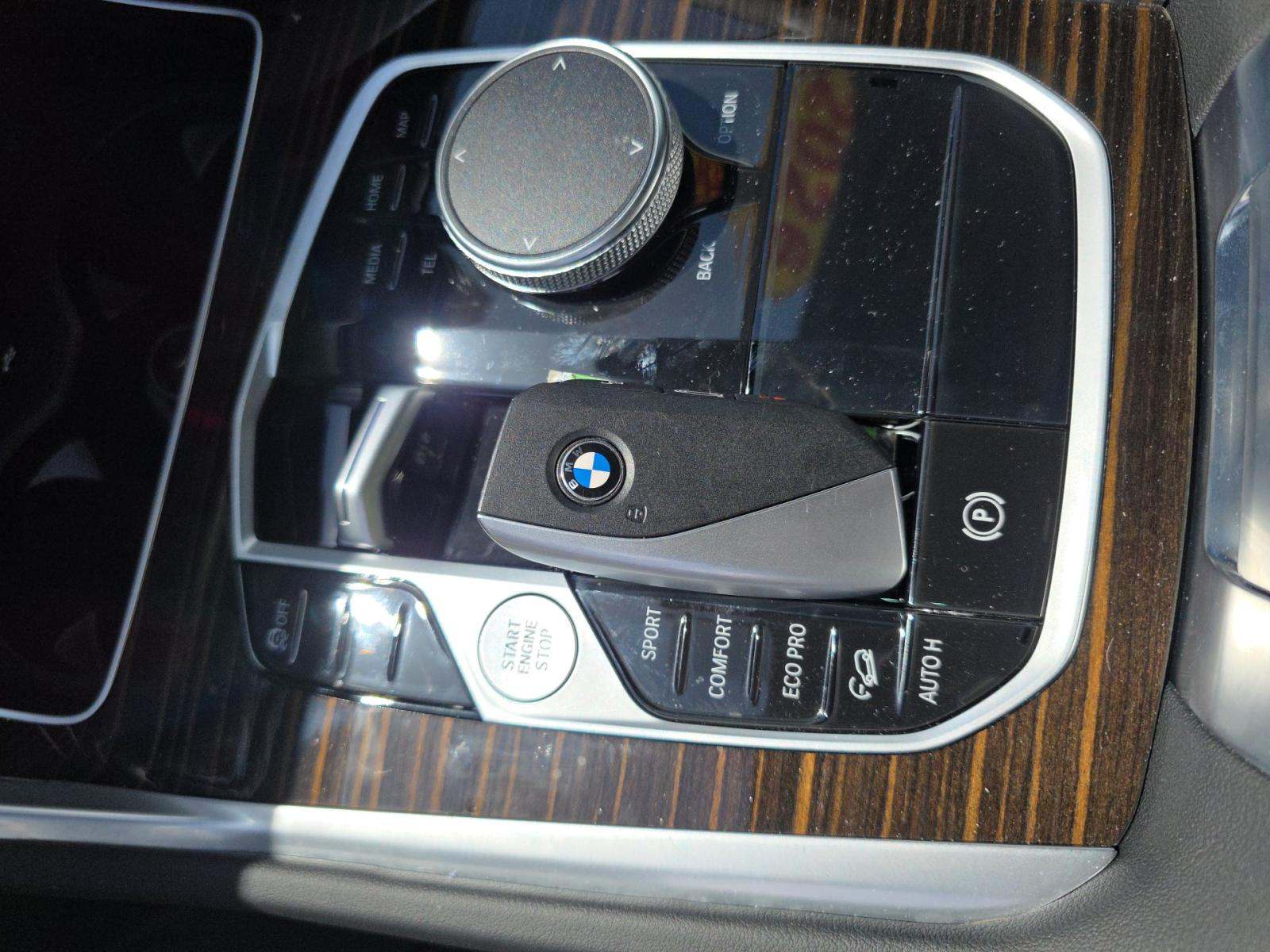 2026 BMW X6 xDrive40i AWD