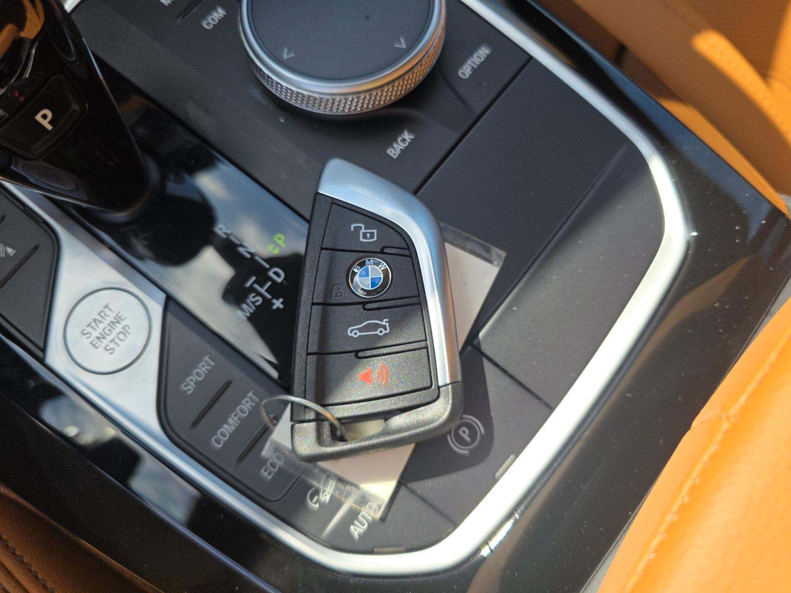 2025 BMW X4 M40i AWD