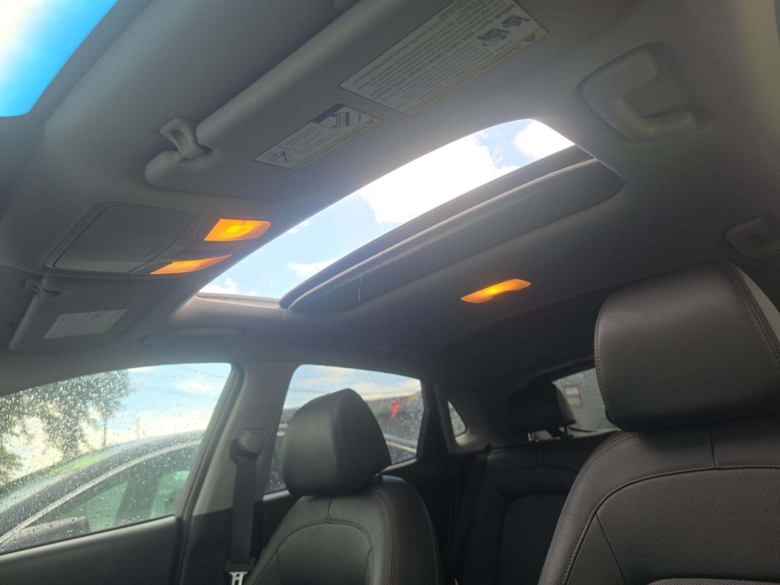 2022 Hyundai Kona Limited AWD