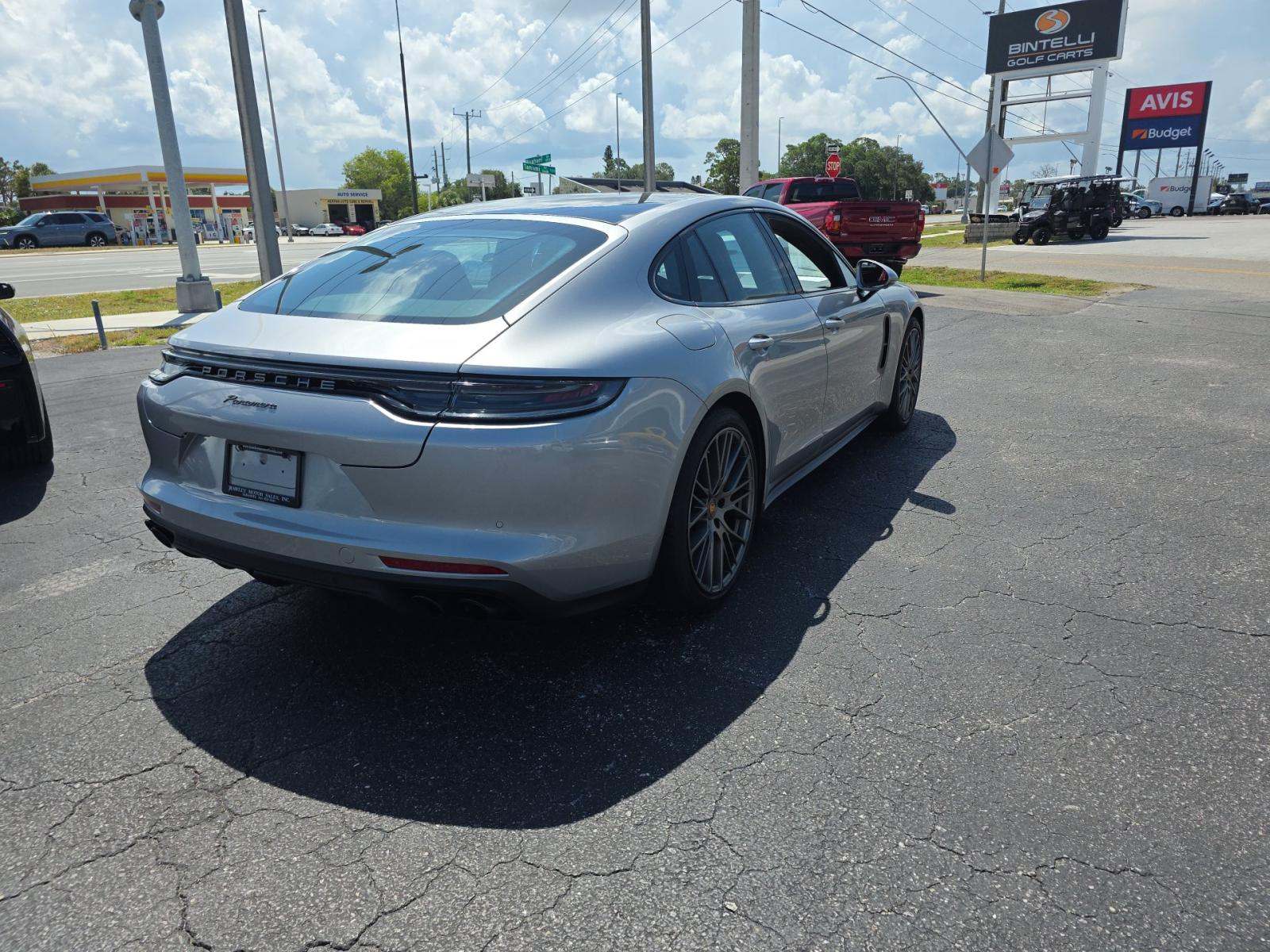 2022 Porsche Panamera Platinum Edition RWD