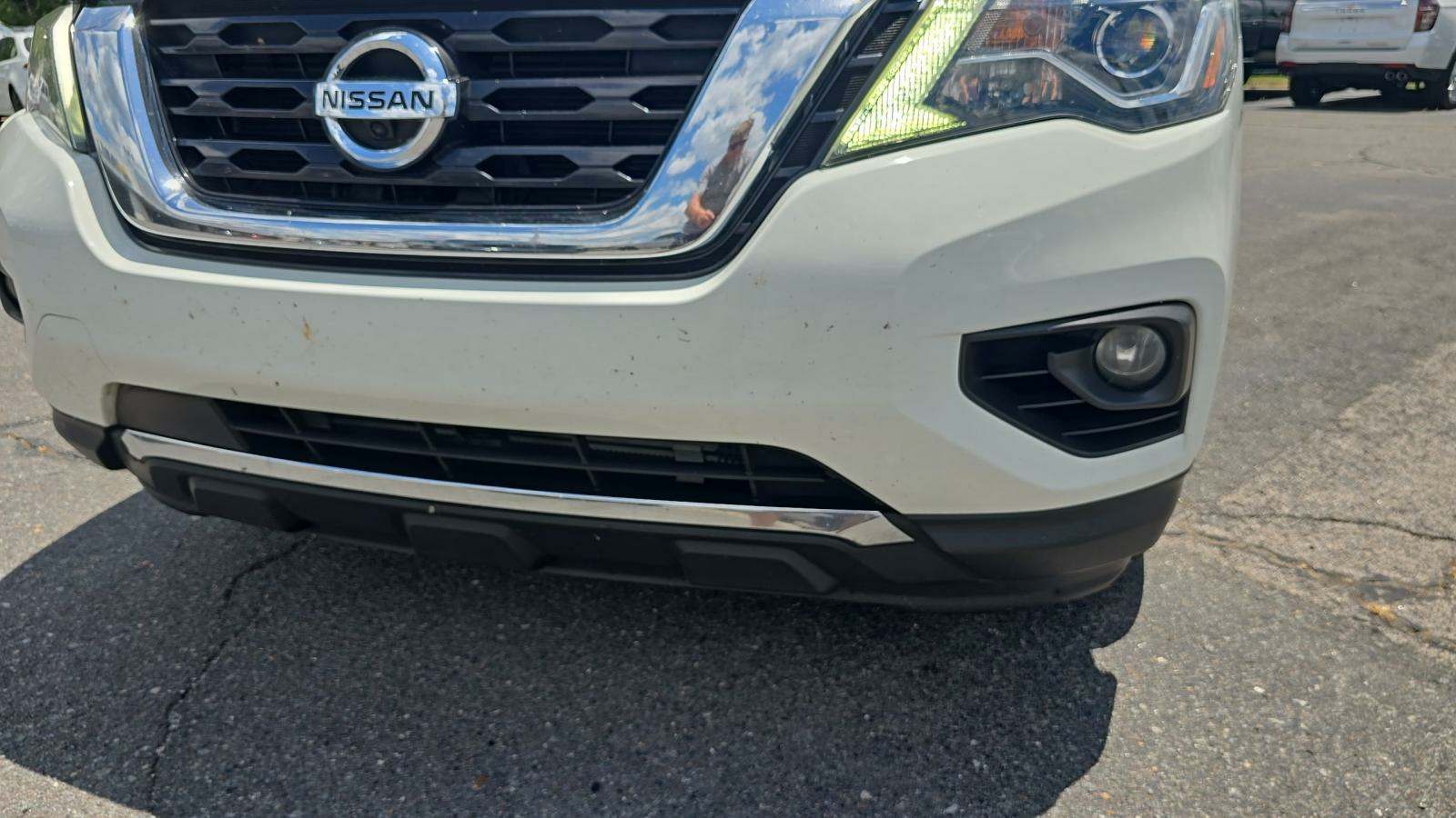 2020 Nissan Pathfinder SL FWD