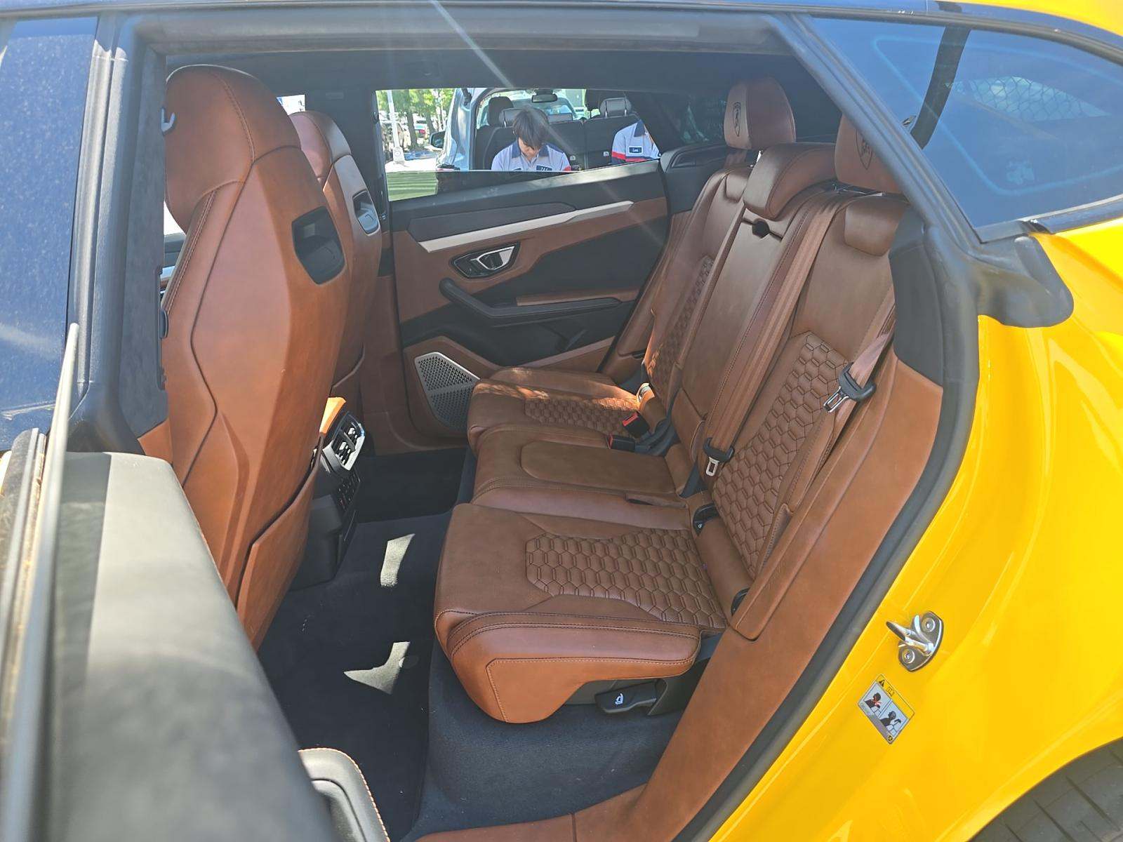 2020 Lamborghini Urus Base AWD