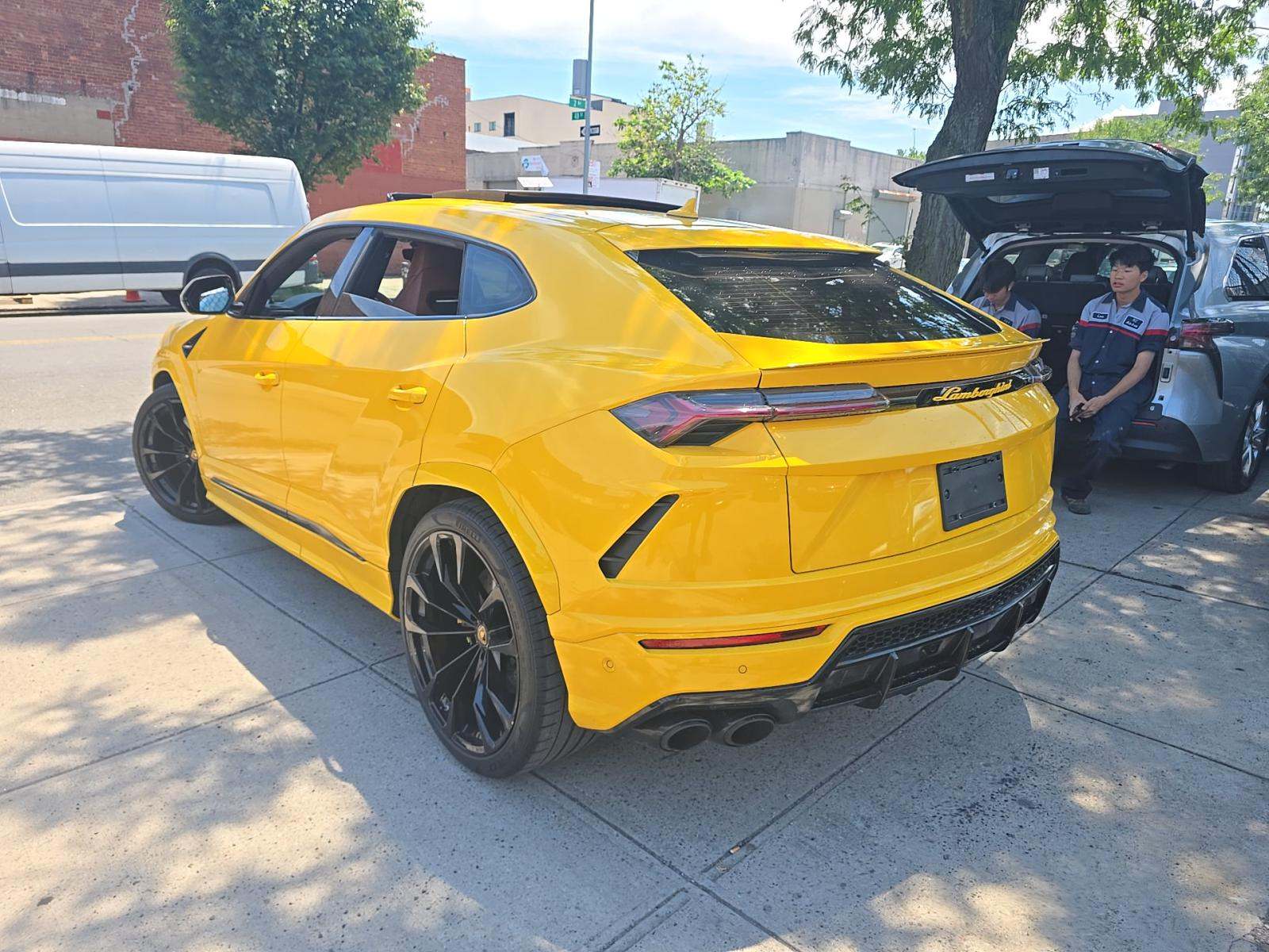2020 Lamborghini Urus Base AWD
