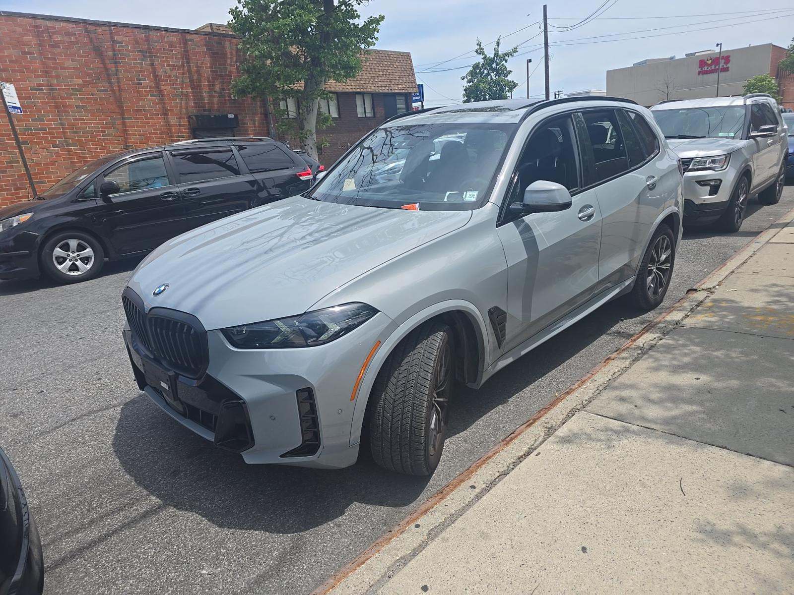2025 BMW X5 xDrive40i AWD