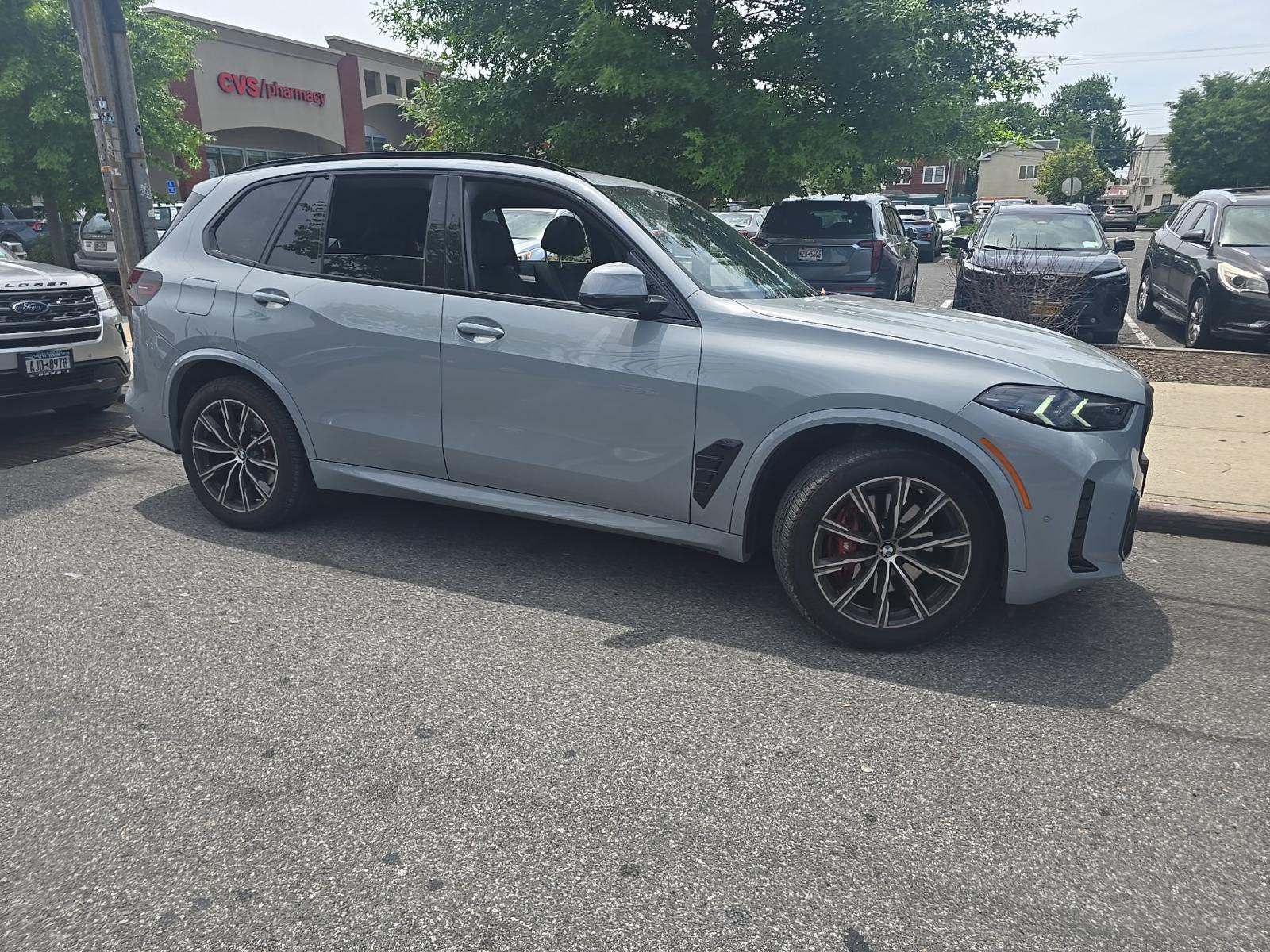 2025 BMW X5 xDrive40i AWD