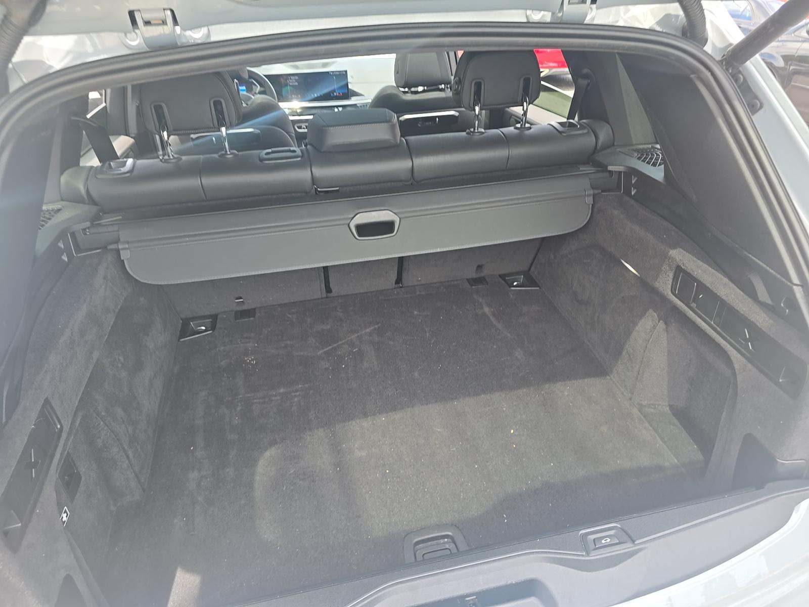 2025 BMW X5 xDrive40i AWD