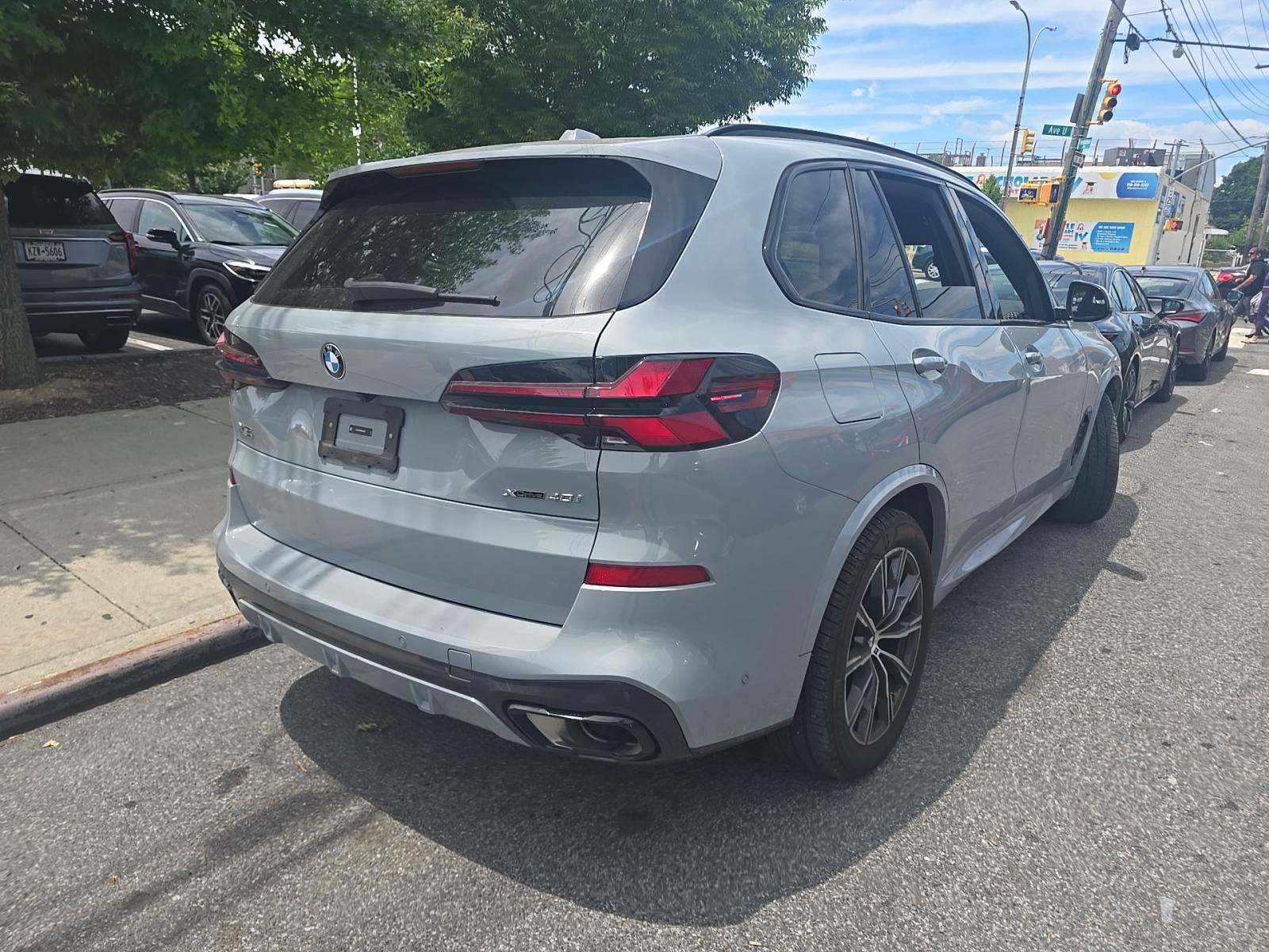 2025 BMW X5 xDrive40i AWD