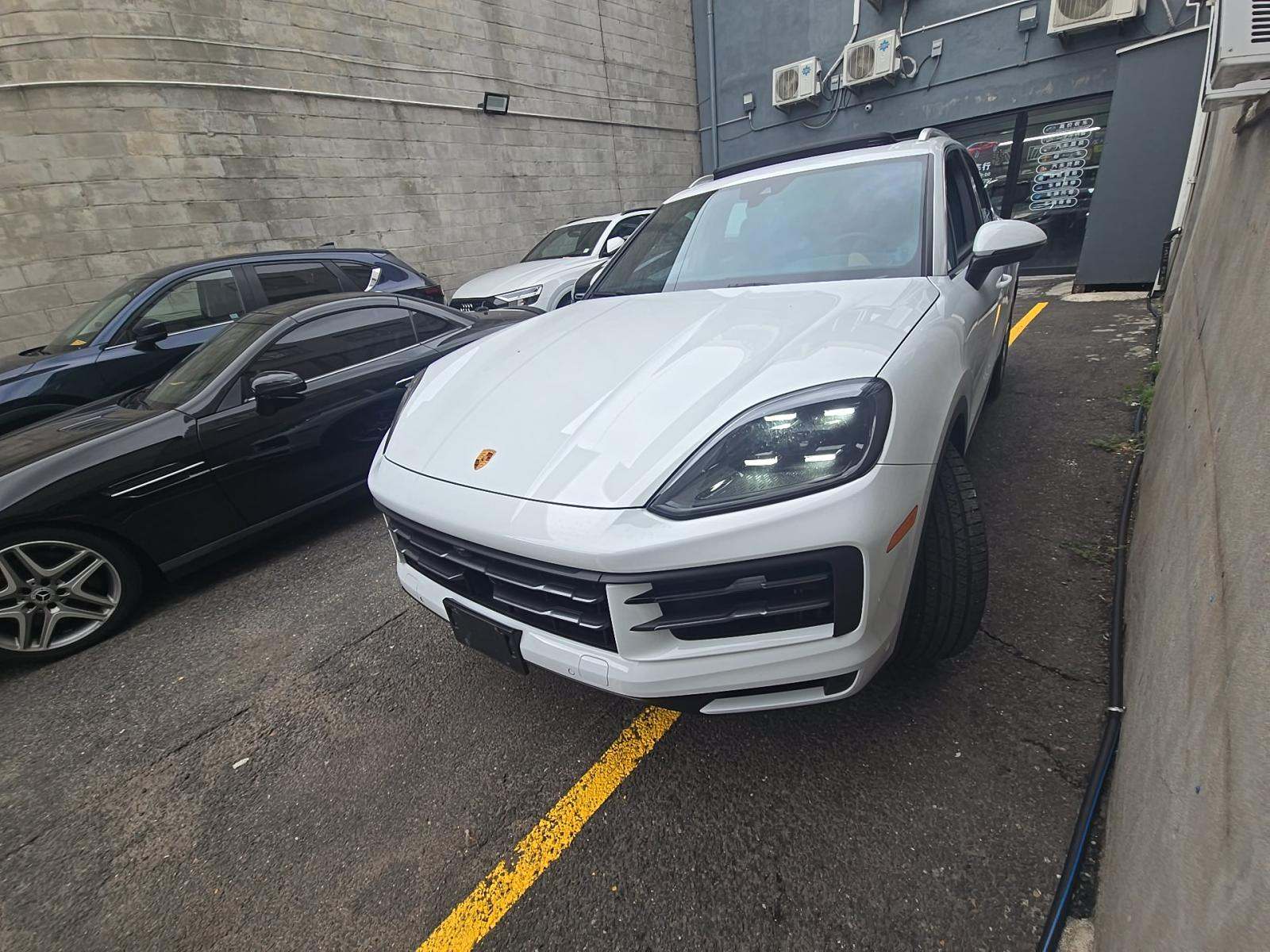 2024 Porsche Cayenne Base AWD