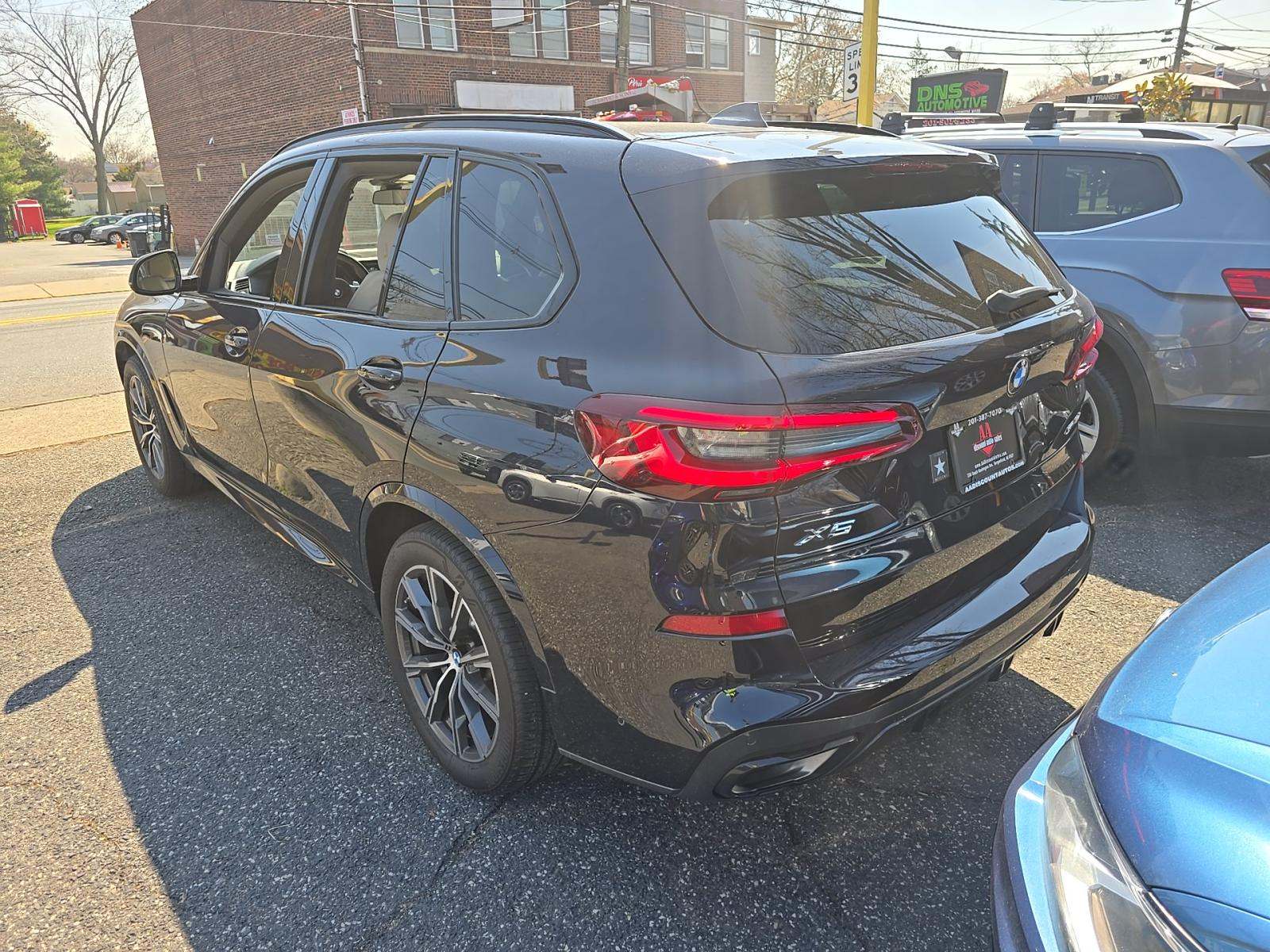 2022 BMW X5 xDrive40i AWD