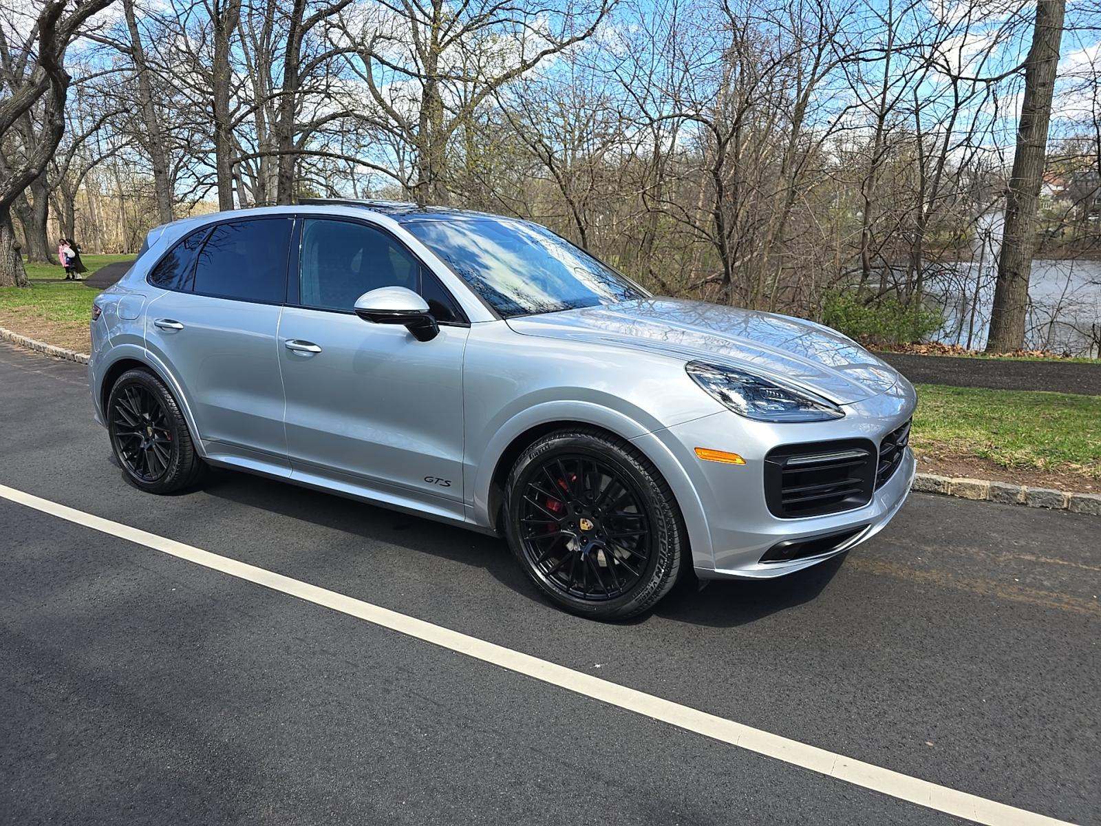 PORSCHE CAYENNE - 4